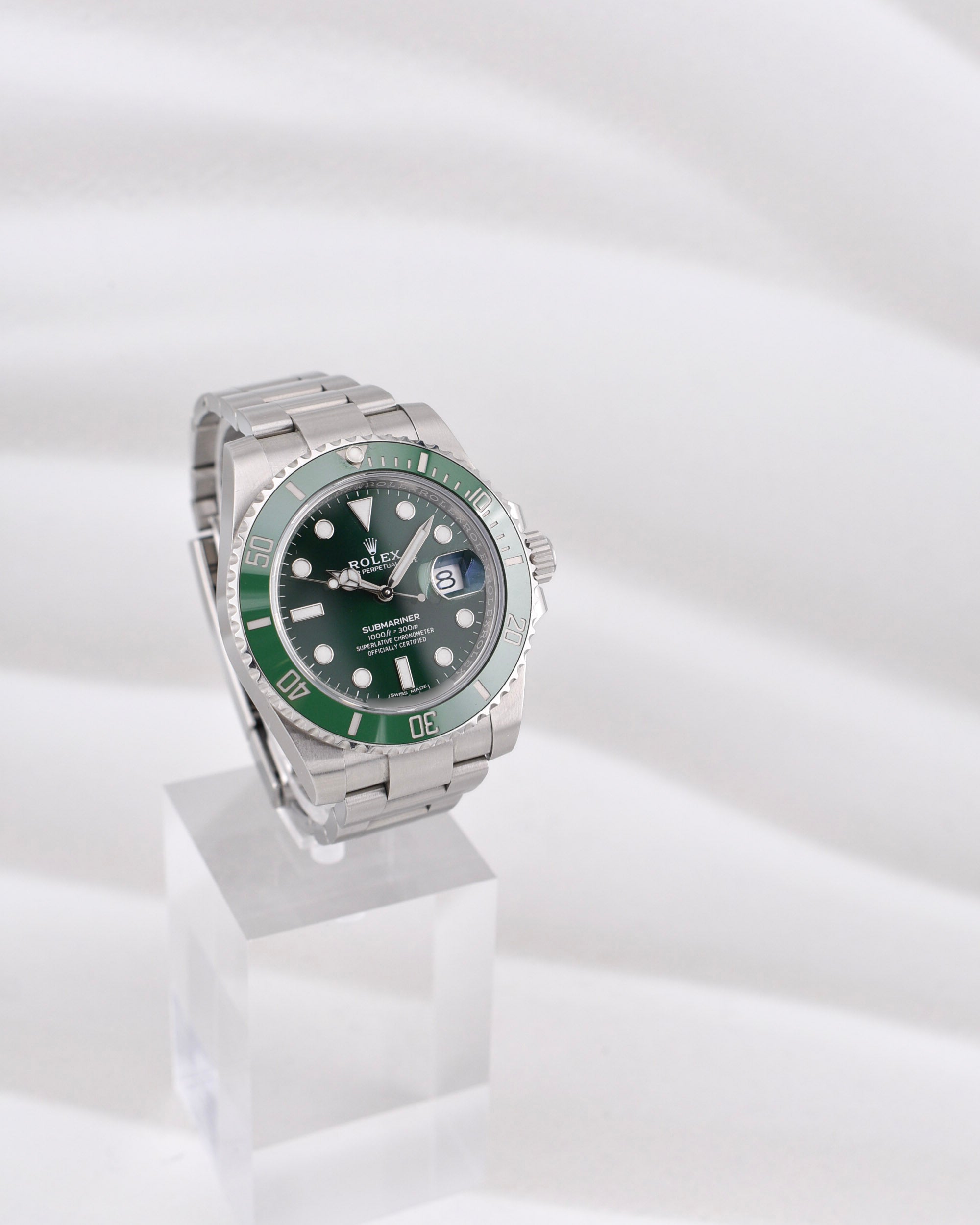 Rolex Submariner Date 'Hulk' Green 116610LV 2019