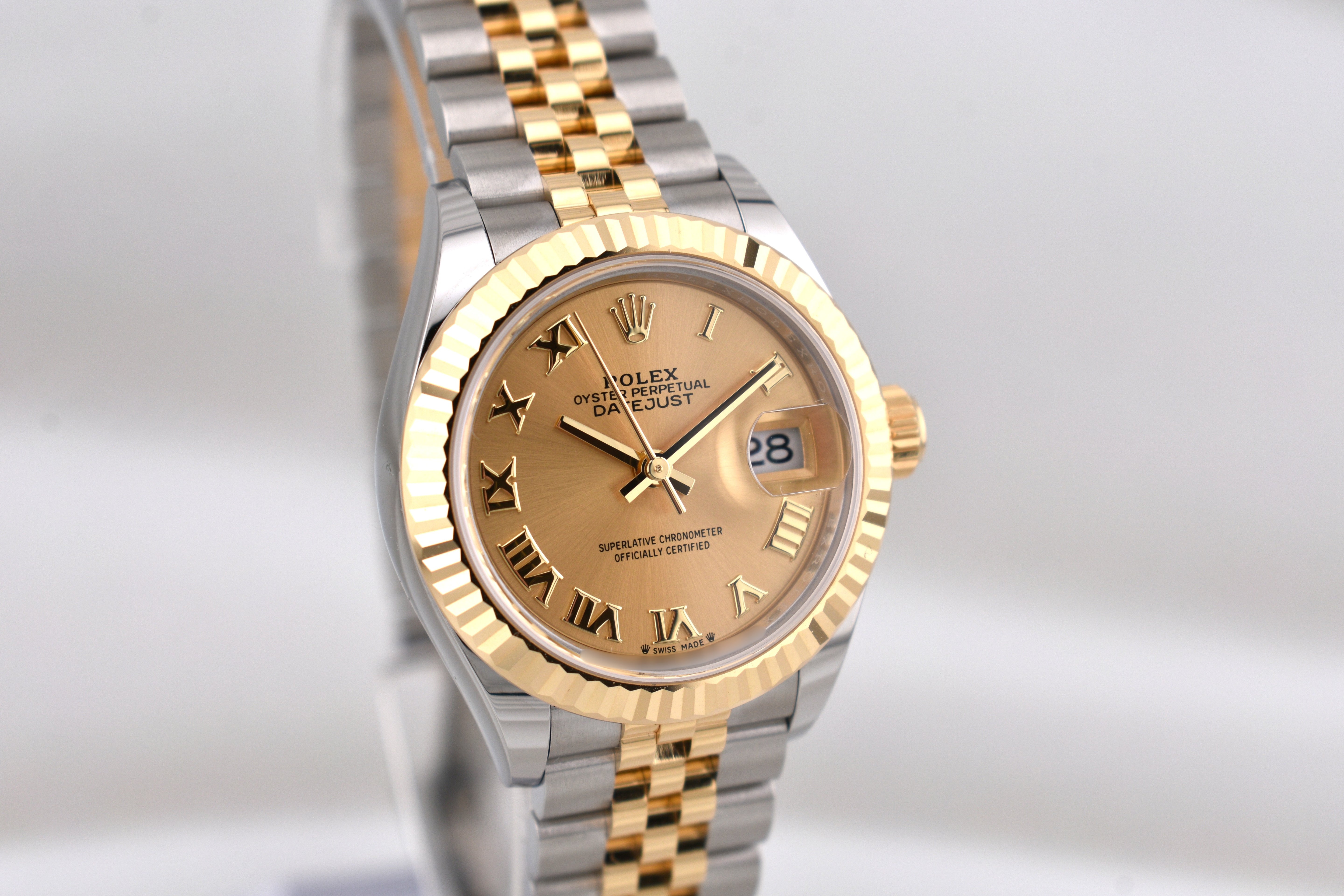 Rolex Lady Datejust 28 Champagne Roman Dial 279173 2026