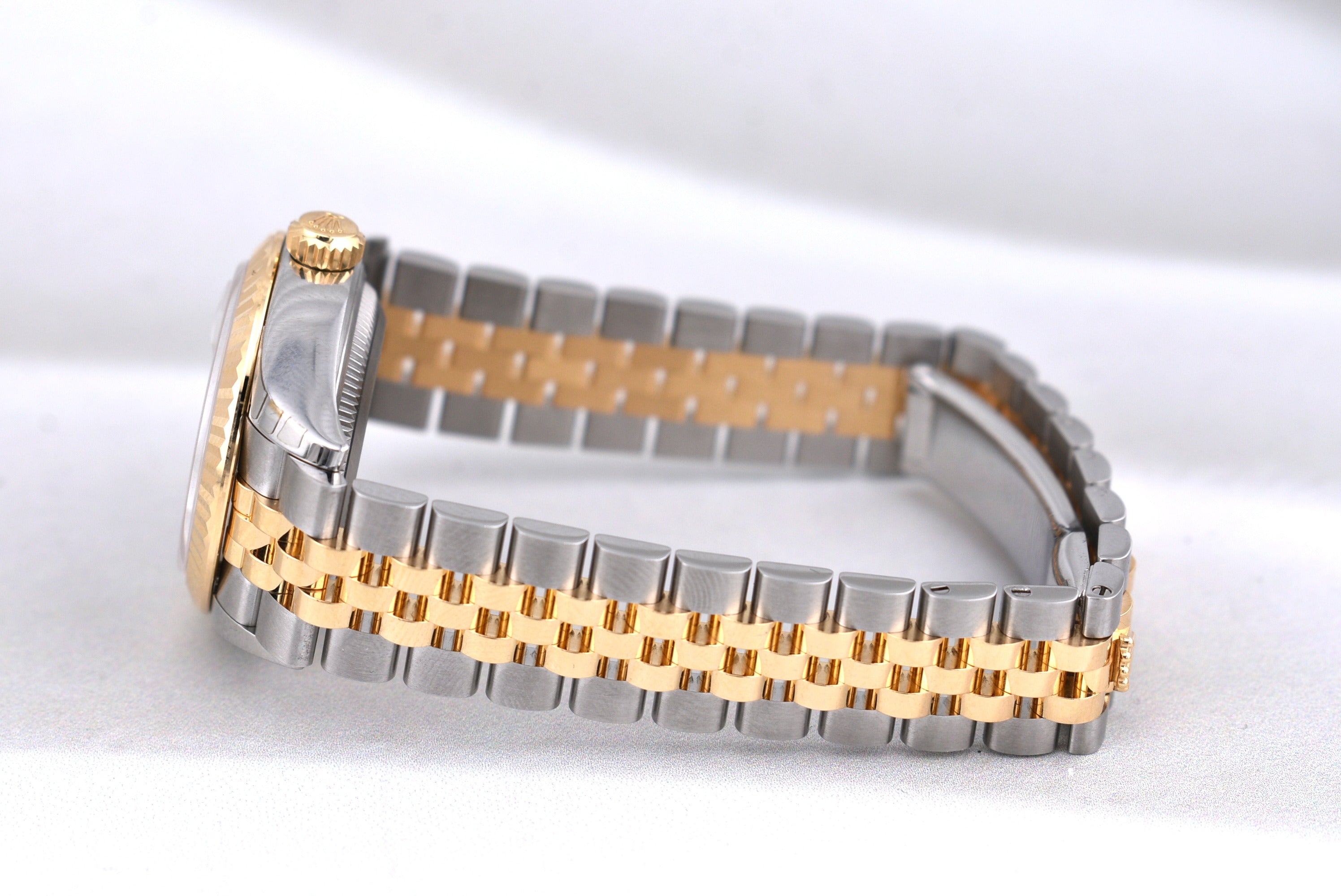 Rolex Lady Datejust 28 Two Tone White Roman Dial 279173 2026