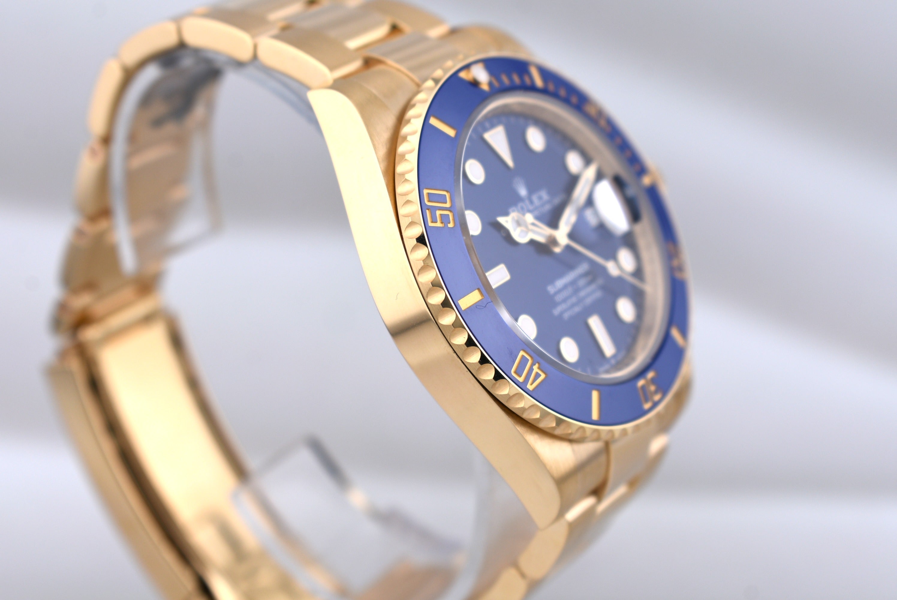 Rolex Submariner Date Yellow Gold Bluesy 126618LB 2026