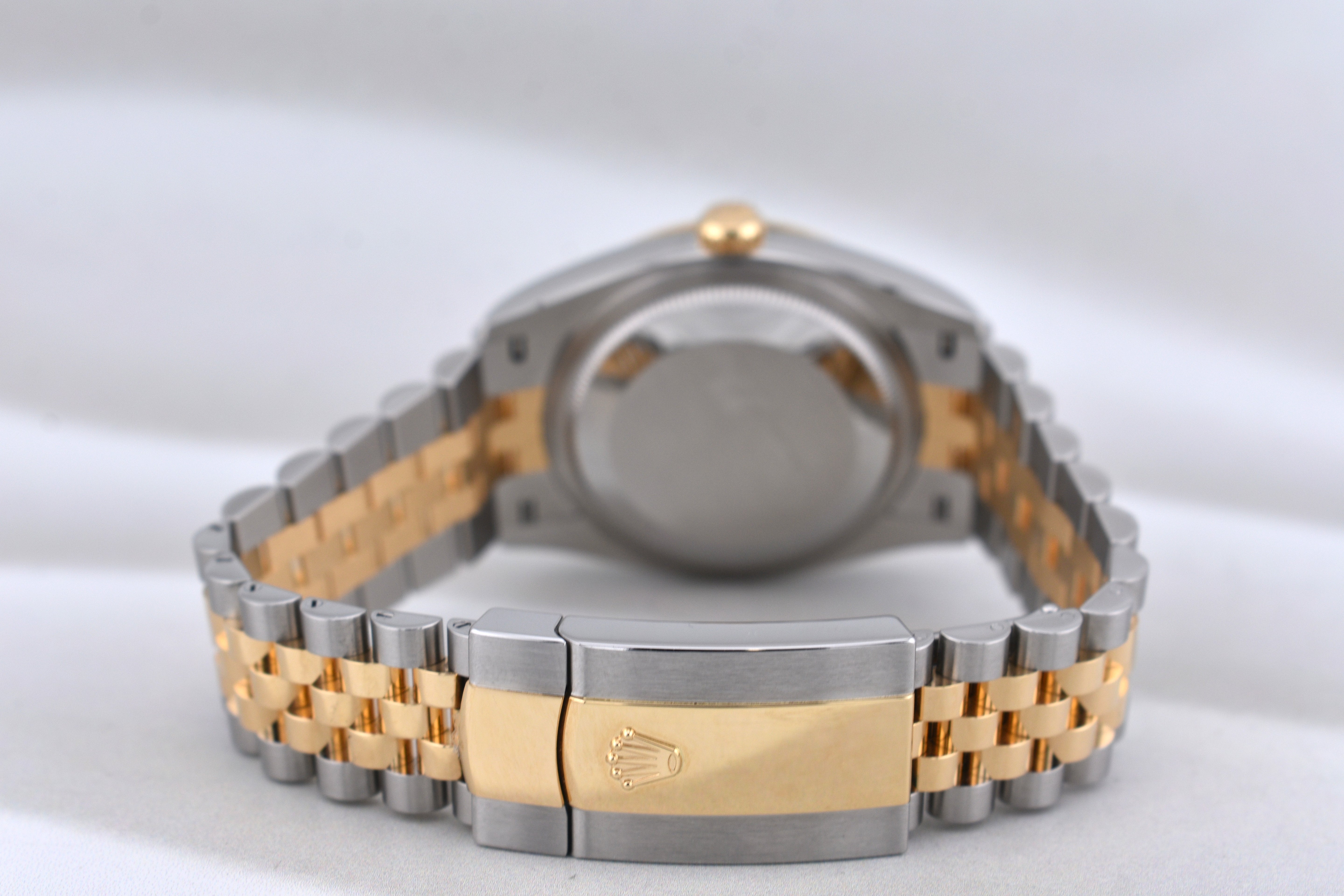 Rolex Datejust 36 Olive Roman Dial Diamond VI 126233 2026