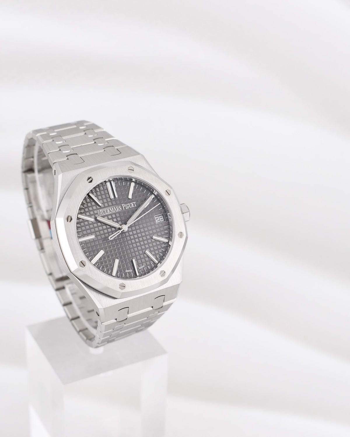 Audemars Piguet Royal Oak Grey Dial 15510ST 2026