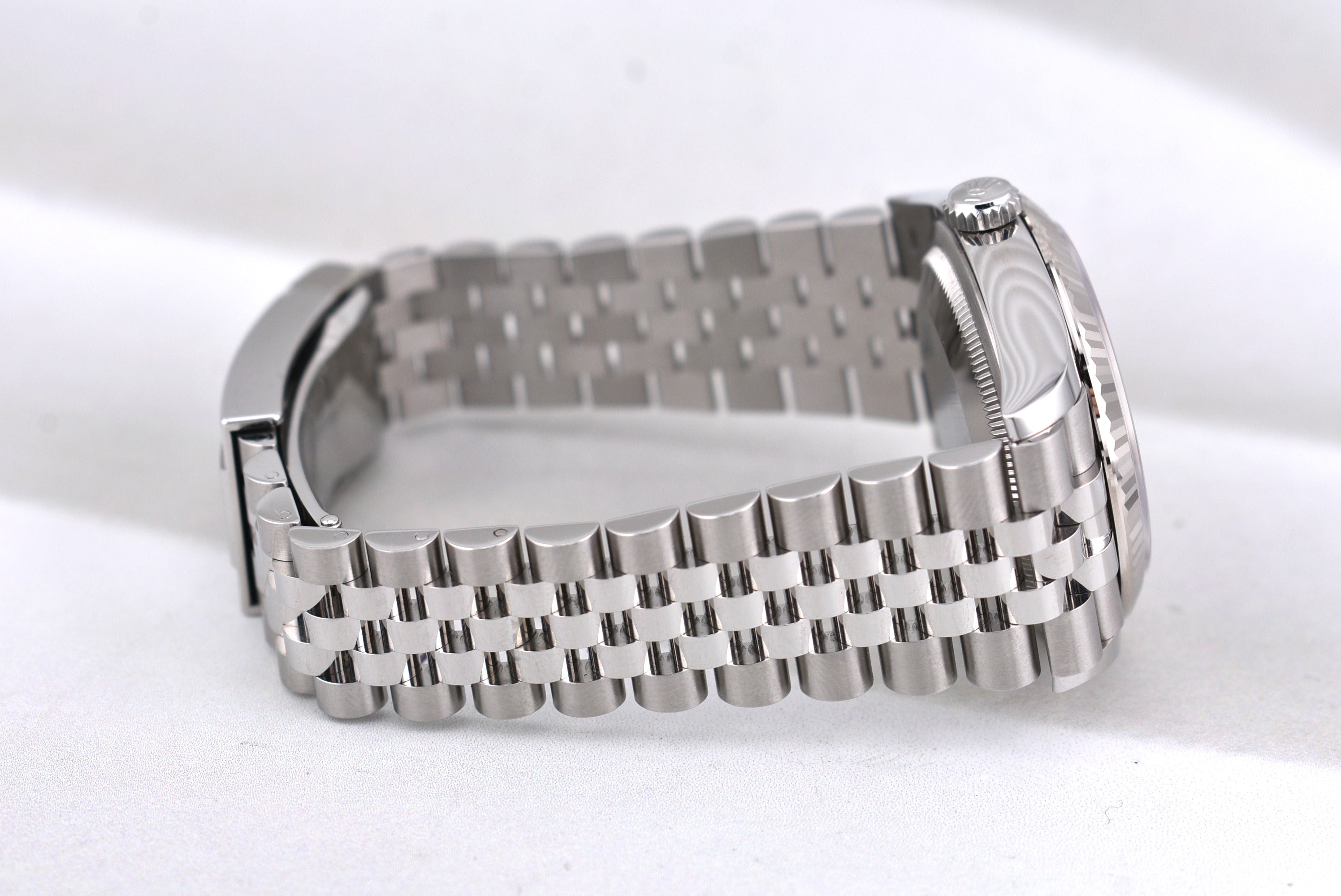 Rolex Datejust 36 Aubergine Purple Diamond VI and IX 126234 2026