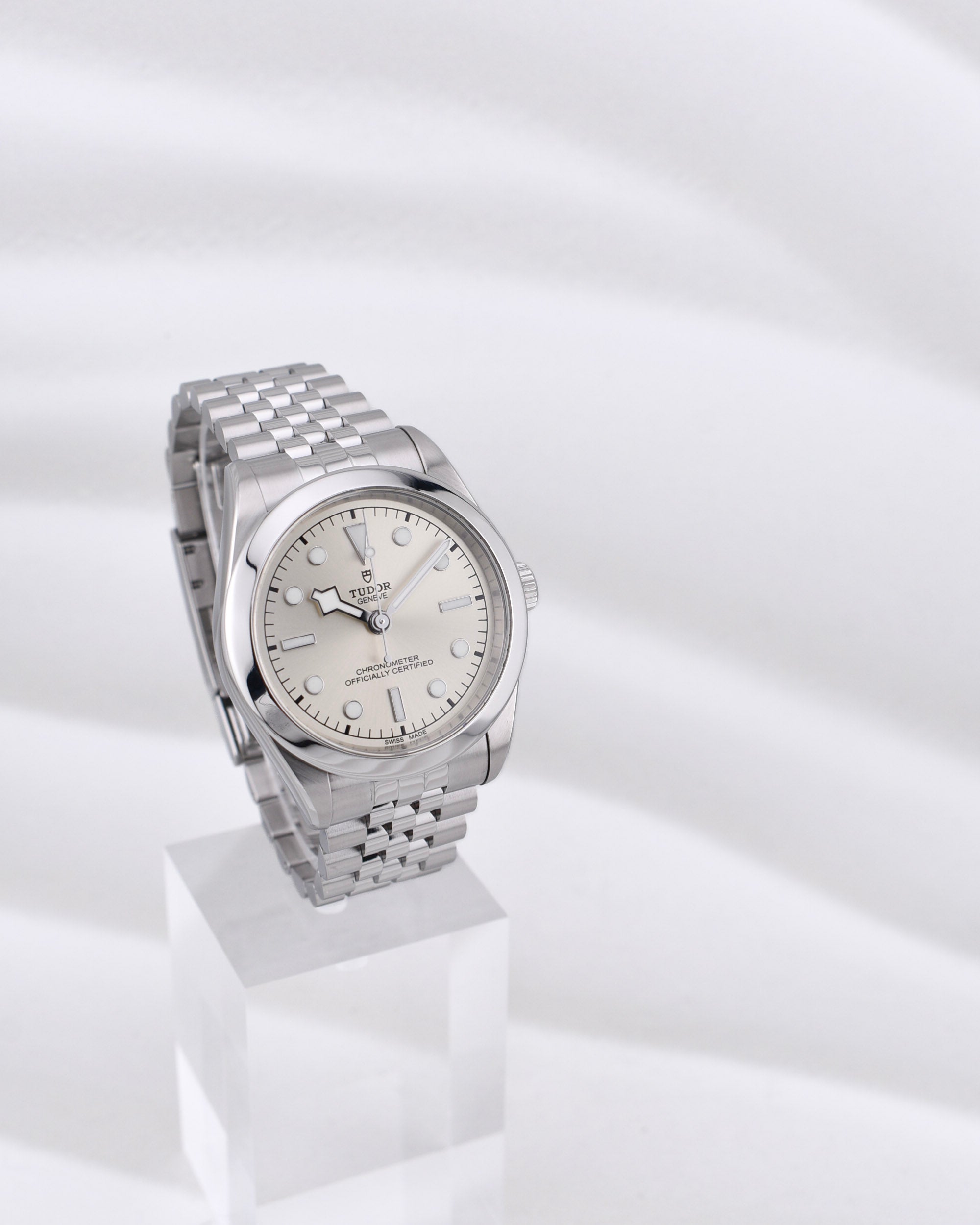 Tudor Black Bay 39 Light Champagne Dial Jubilee Band 79660 2024