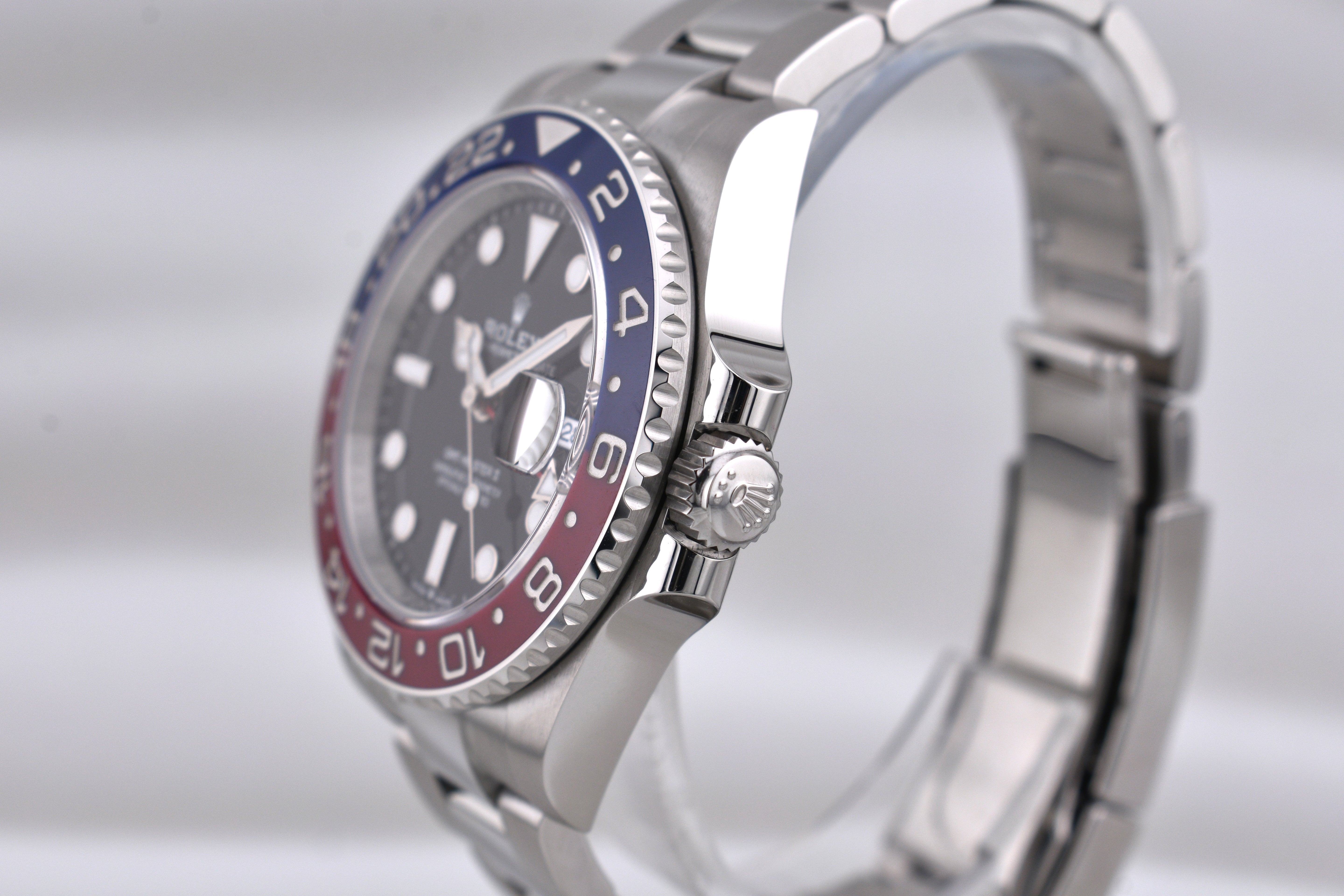 Rolex GMT Master II Pepsi Oyster Band 126710BLRO 2025
