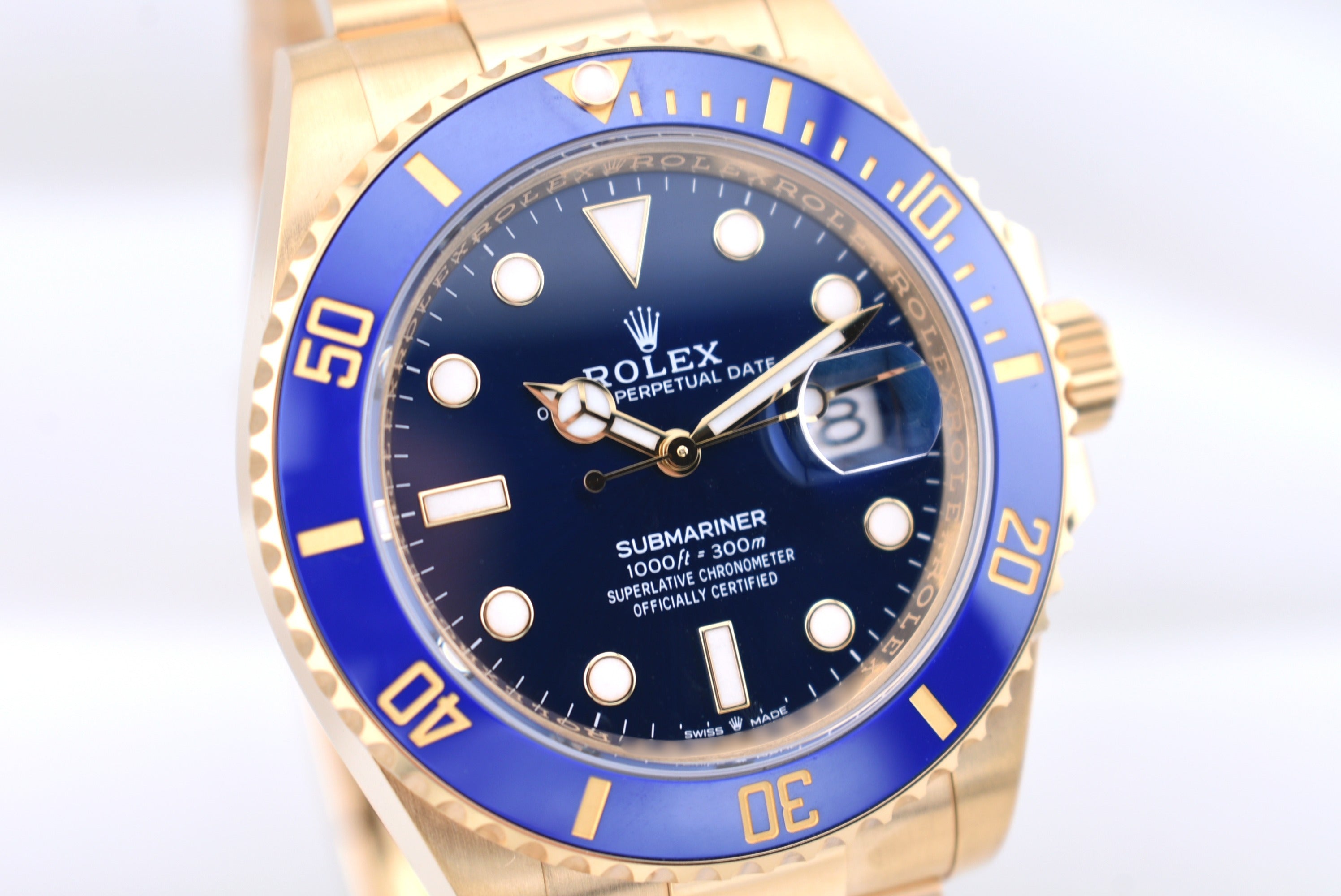 Rolex Submariner Date Yellow Gold Bluesy 126618LB 2026