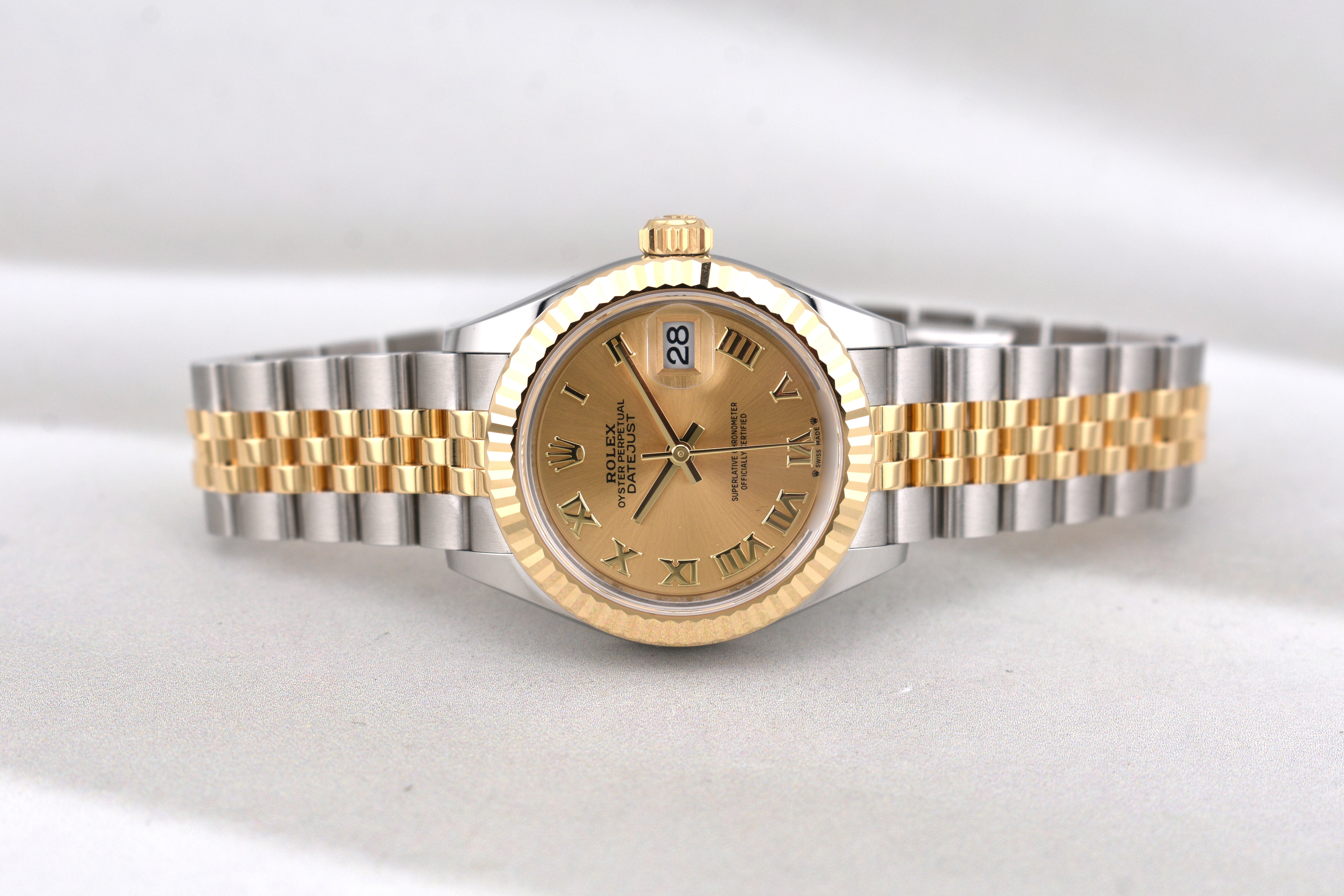 Rolex Lady Datejust 28 Champagne Roman Dial 279173 2026