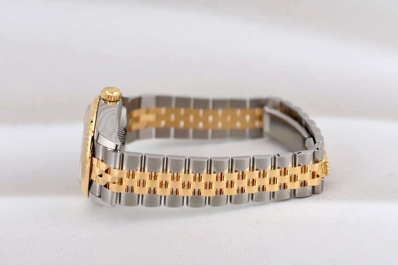 Rolex Lady Datejust 28 Two Tone Yellow Gold Champagne Dial 279173 2025