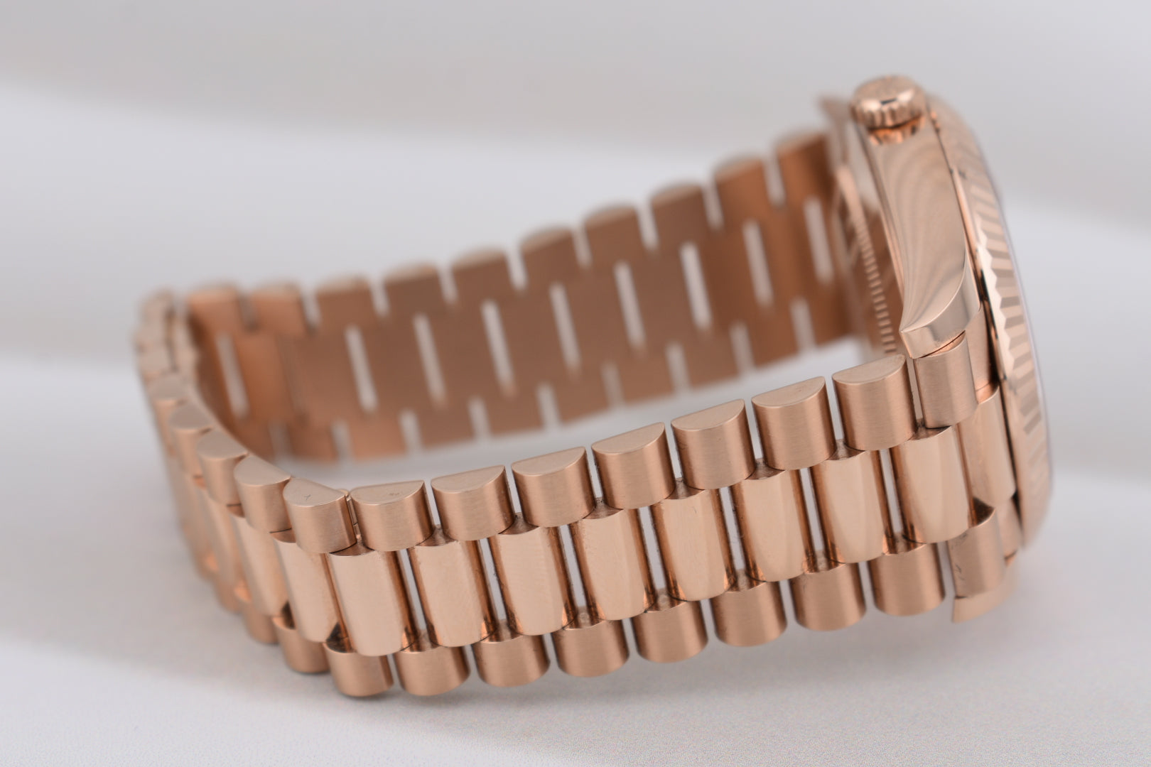 Rolex Day Date 40 Everose Gold Chocolate Dial 228235 2024