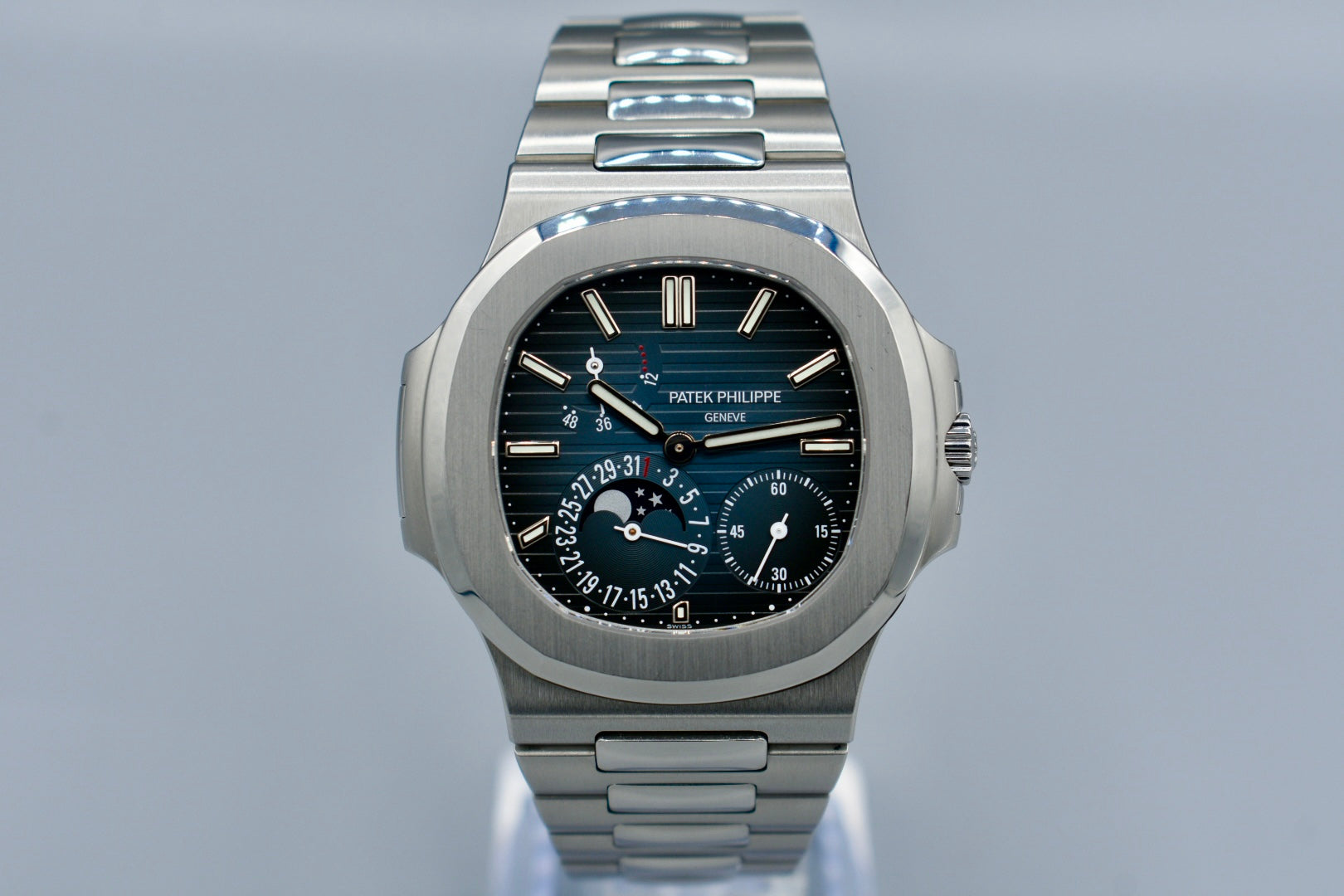 Patek Philippe Nautilus Moonphase Blue Dial 5712/1A 2021