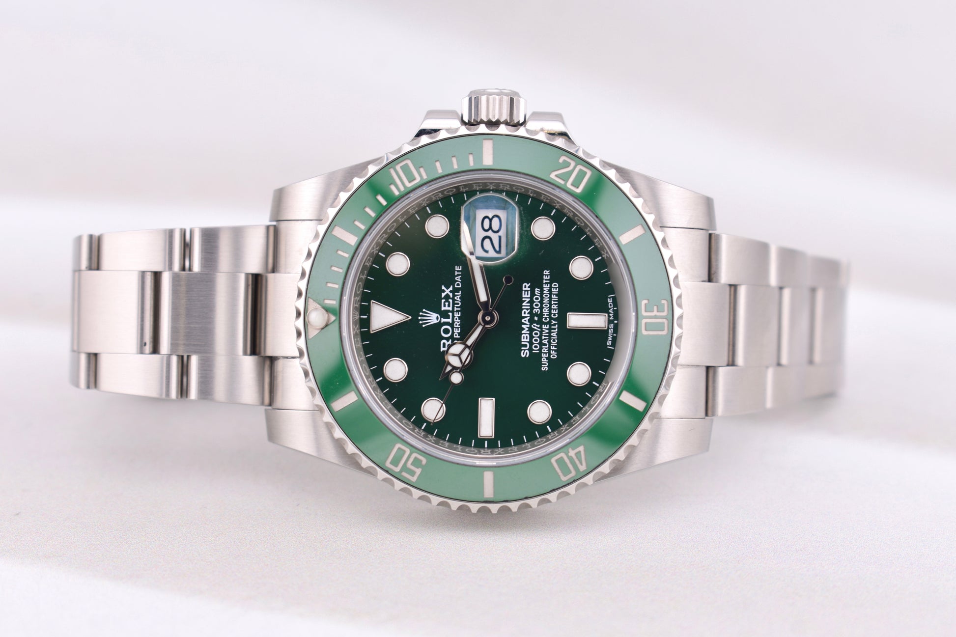 Rolex Submariner Date Hulk 116610LV 2018