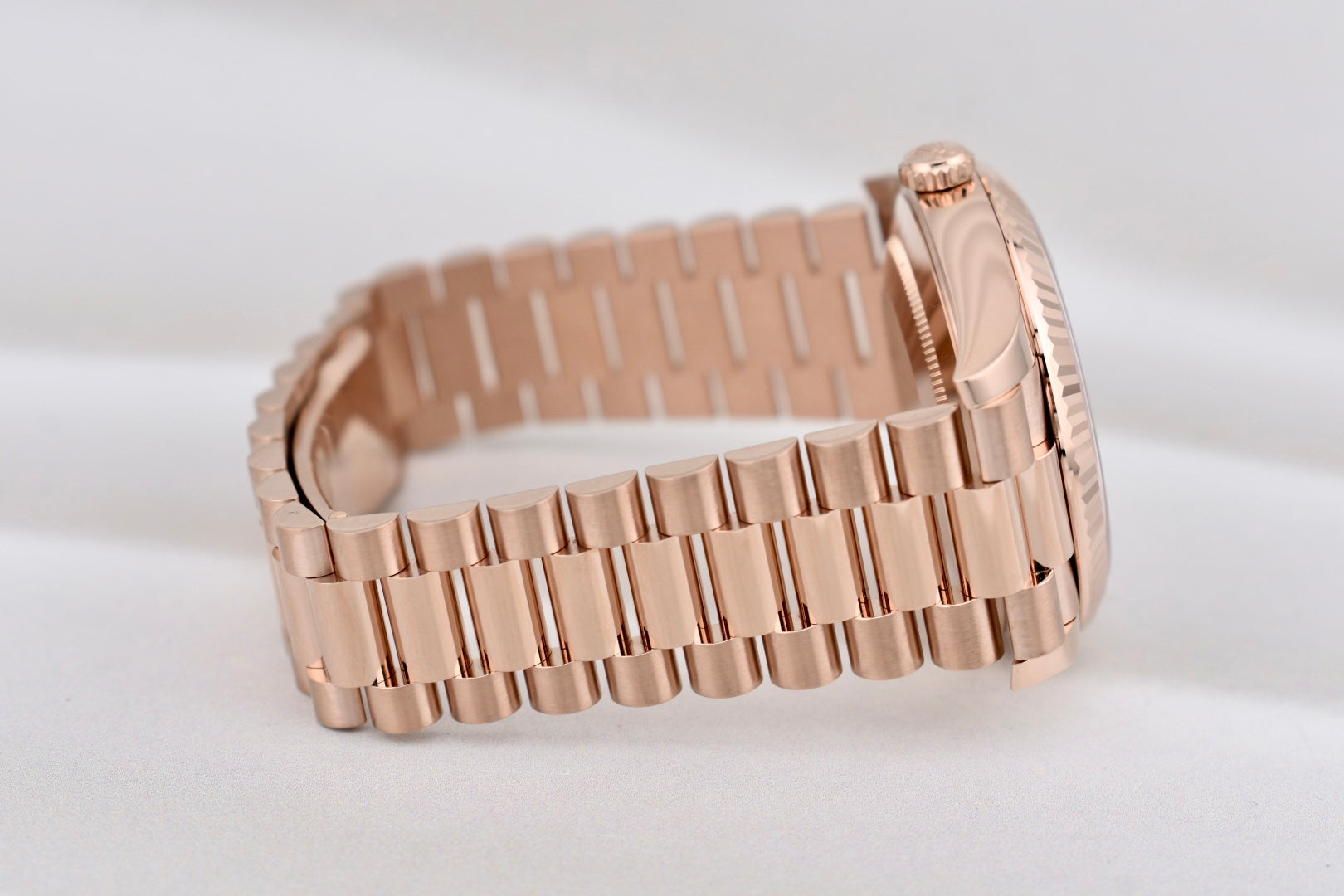 Rolex Day Date 40 Rose Gold Olive Green Dial 228235 2025