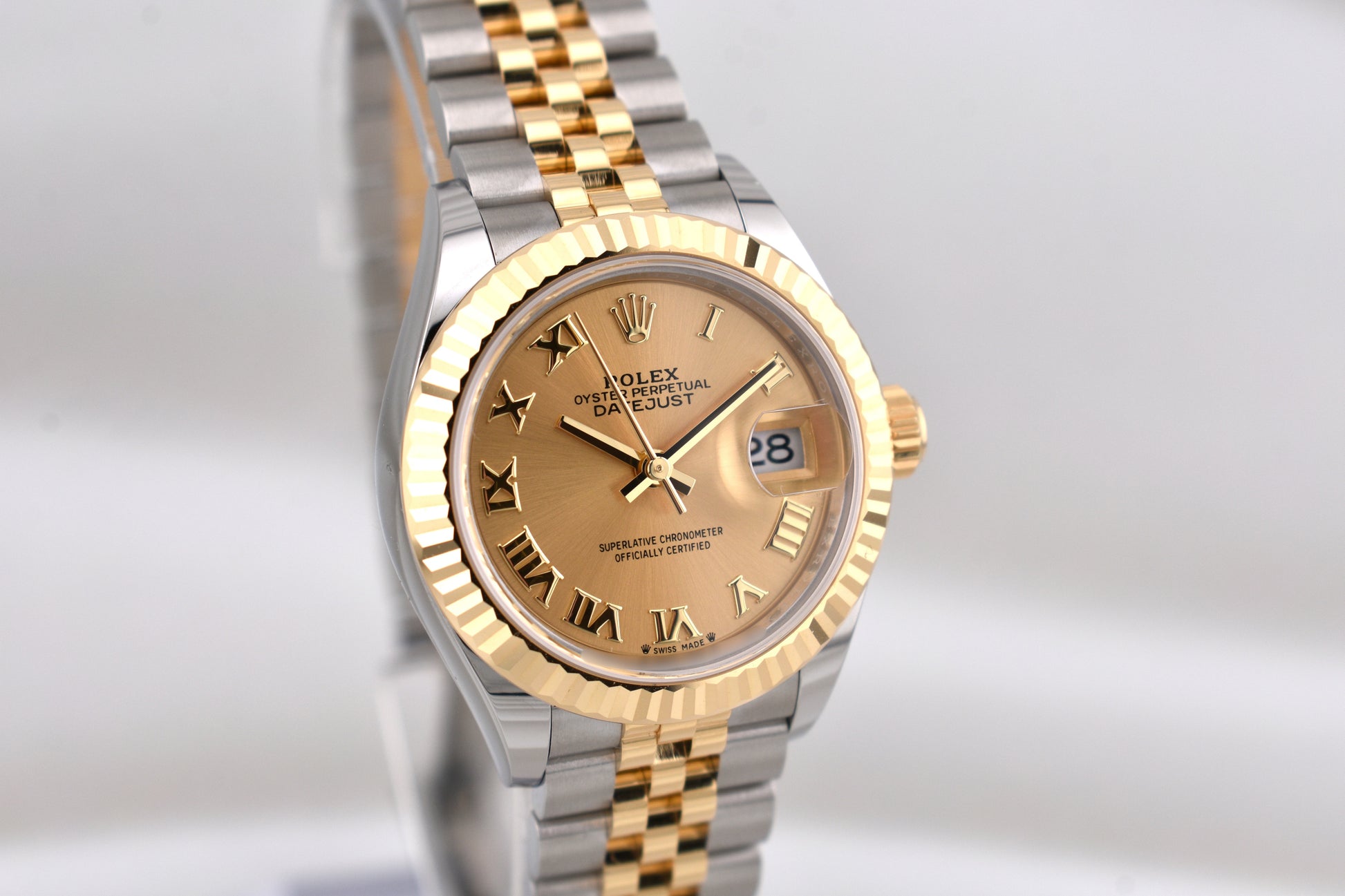 Rolex Lady Datejust 28 Champagne Roman Dial 279173 2026