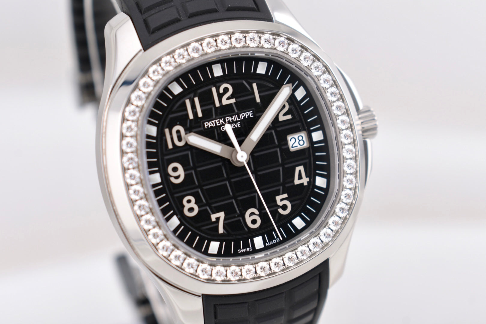 Patek Philippe Aquanaut Luce Diamond Bezel 5267/200A-001 2022