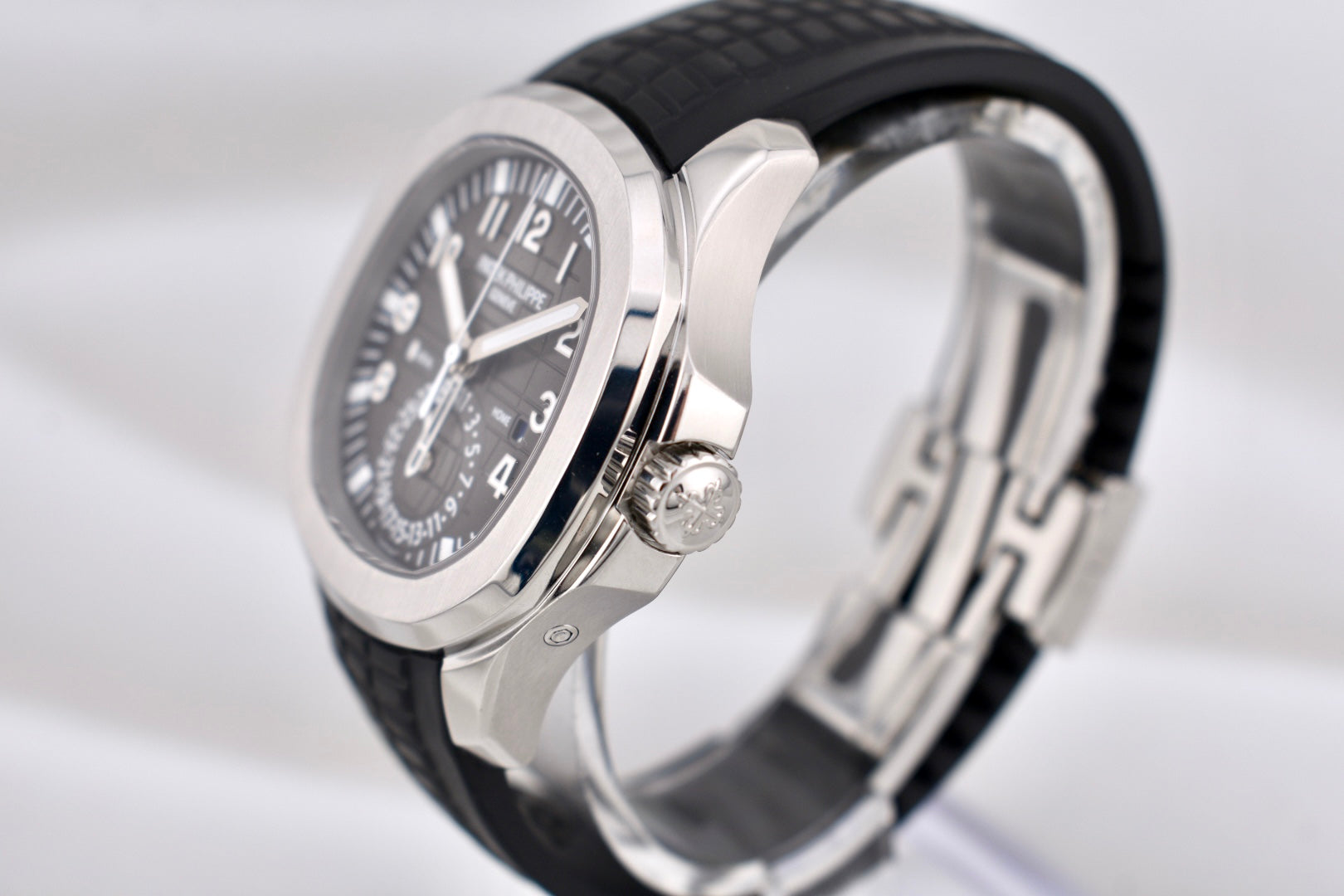 Patek Philippe Aquanaut Travel Time Black Dial 5164A-001 2021