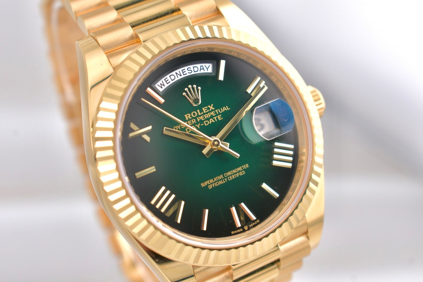 Rolex Day Date 40 Yellow Gold Ombré Green Dial 228238 2025