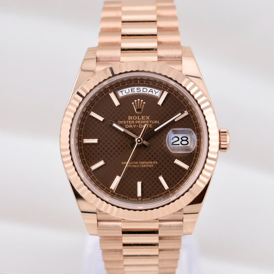 Rolex Day Date 40 Everose Gold Chocolate Motif Dial 228235 2023