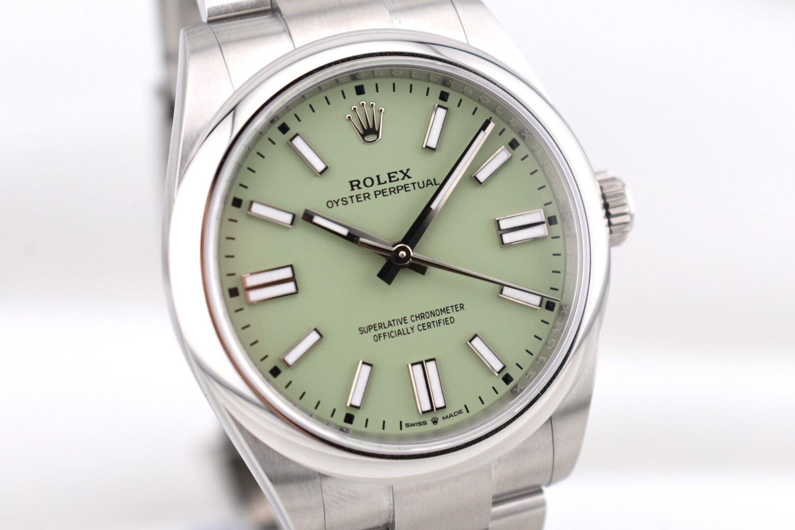 Rolex Oyster Perpetual 41 Pistachio Dial 134300 2026
