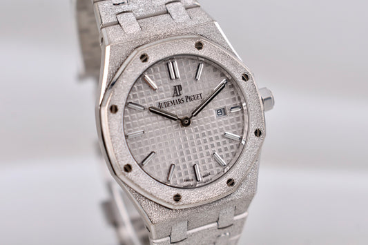 Audemars Piguet Royal Oak Lady 18K White Gold Silver Dial 67653BC 2020