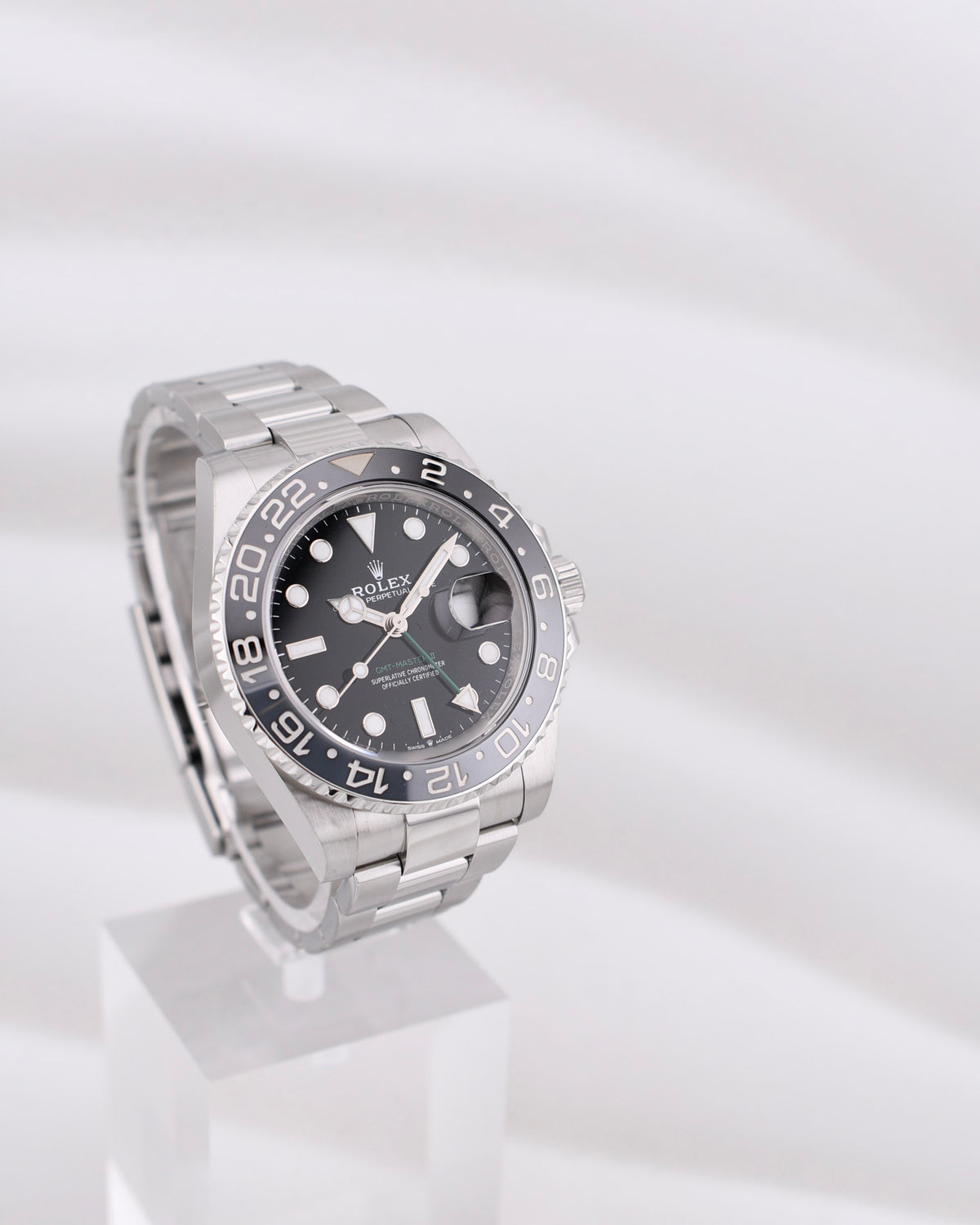 Rolex GMT Master II Bruce Wayne Oyster Band 126710GRNR 2025