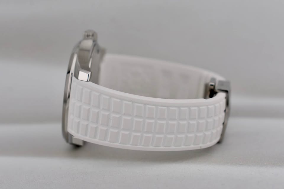 Patek Philippe Aquanaut Luce Factory Diamond Bezel White Dial 5267/200A-010 2022