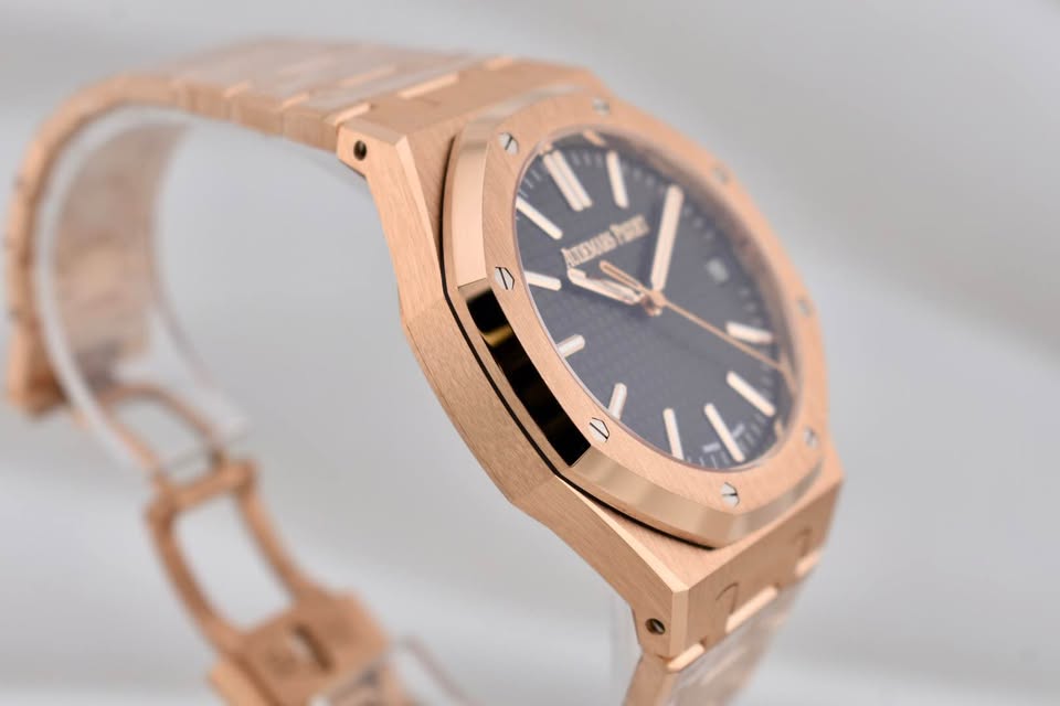 Audemars Piguet Royal Oak Black Dial Rose Gold 15510OR 2023