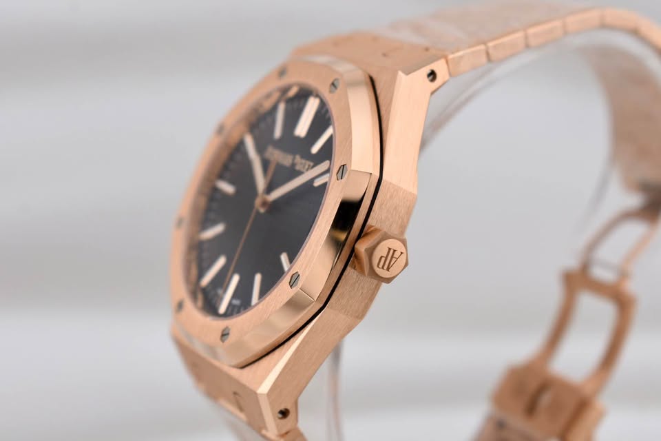 Audemars Piguet Royal Oak Black Dial Rose Gold 15510OR 2023