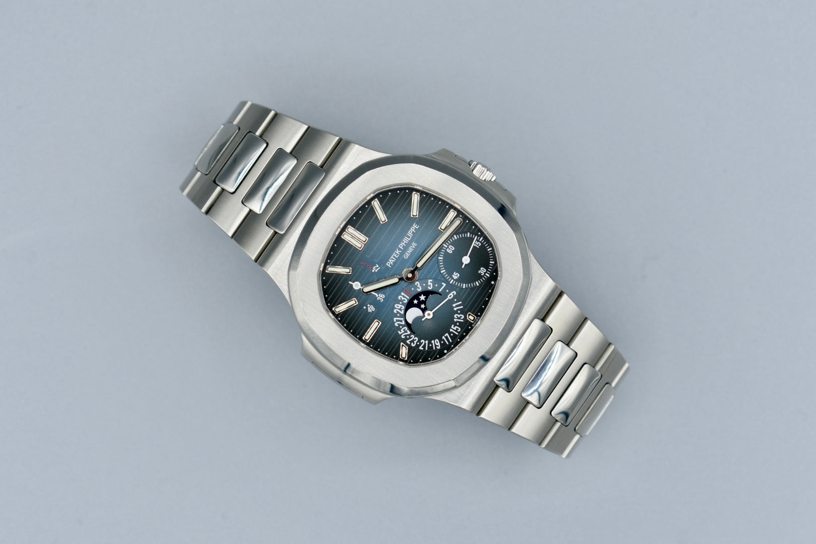 Patek Philippe Nautilus Moonphase Blue Dial 5712/1A 2021