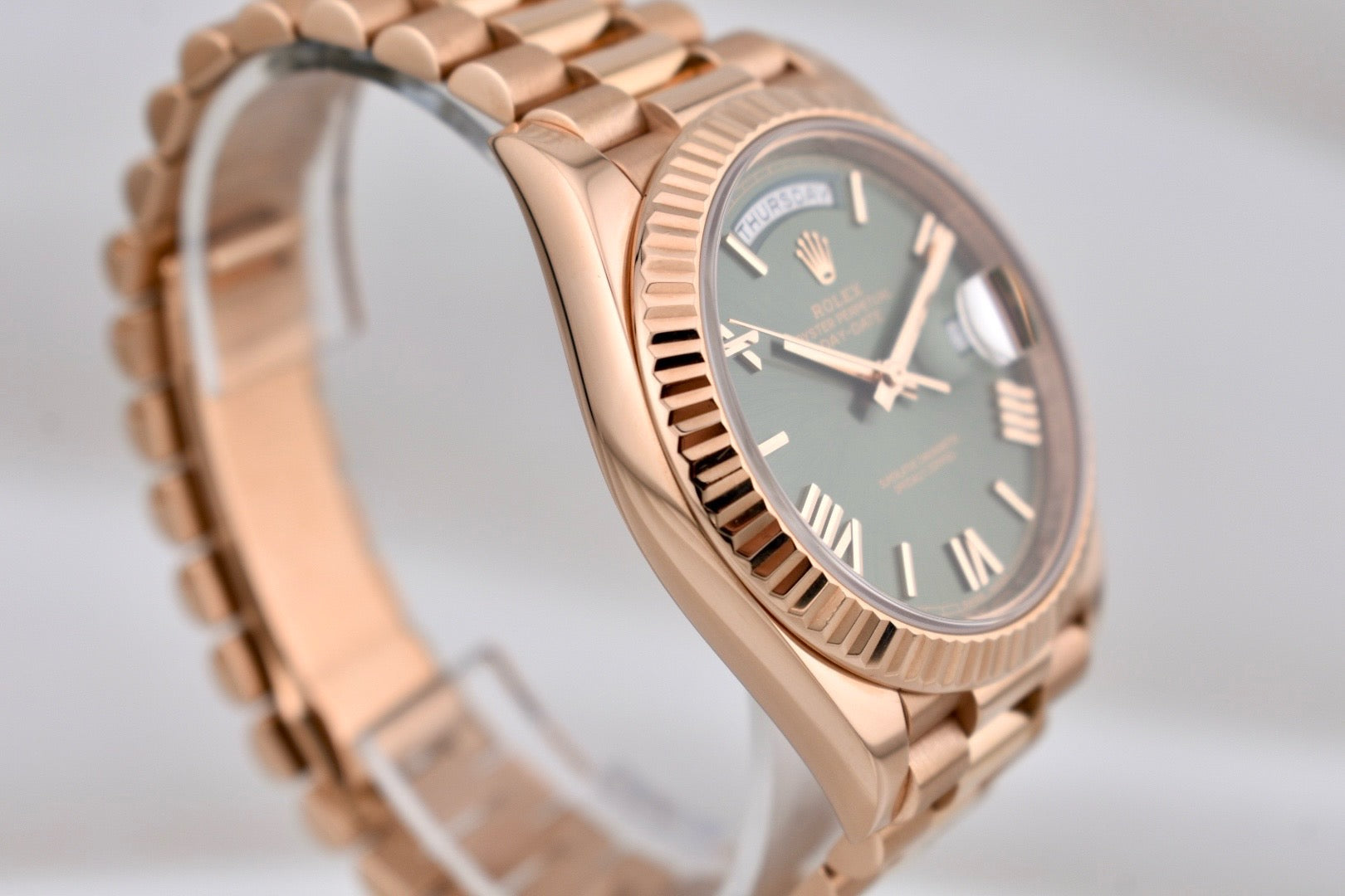 Rolex Day Date 40 Olive Dial Everose Gold 228235 2024