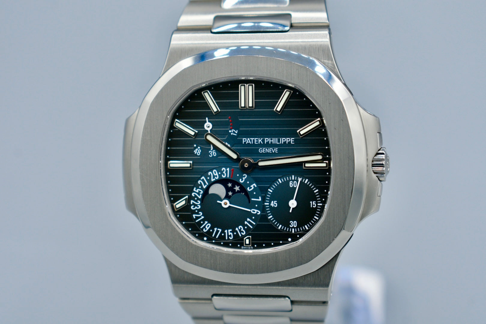 Patek Philippe Nautilus Moonphase Blue Dial 5712/1A 2021