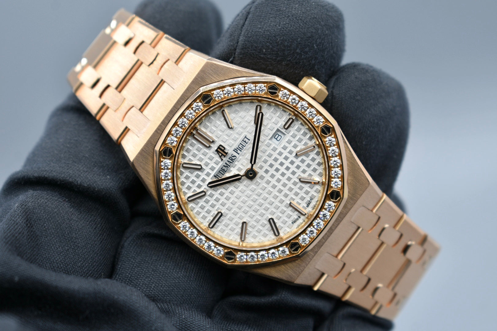 Audemars Piguet Royal Oak Selfwinding Rose Gold Factory Diamond Bezel 15551OR 2017