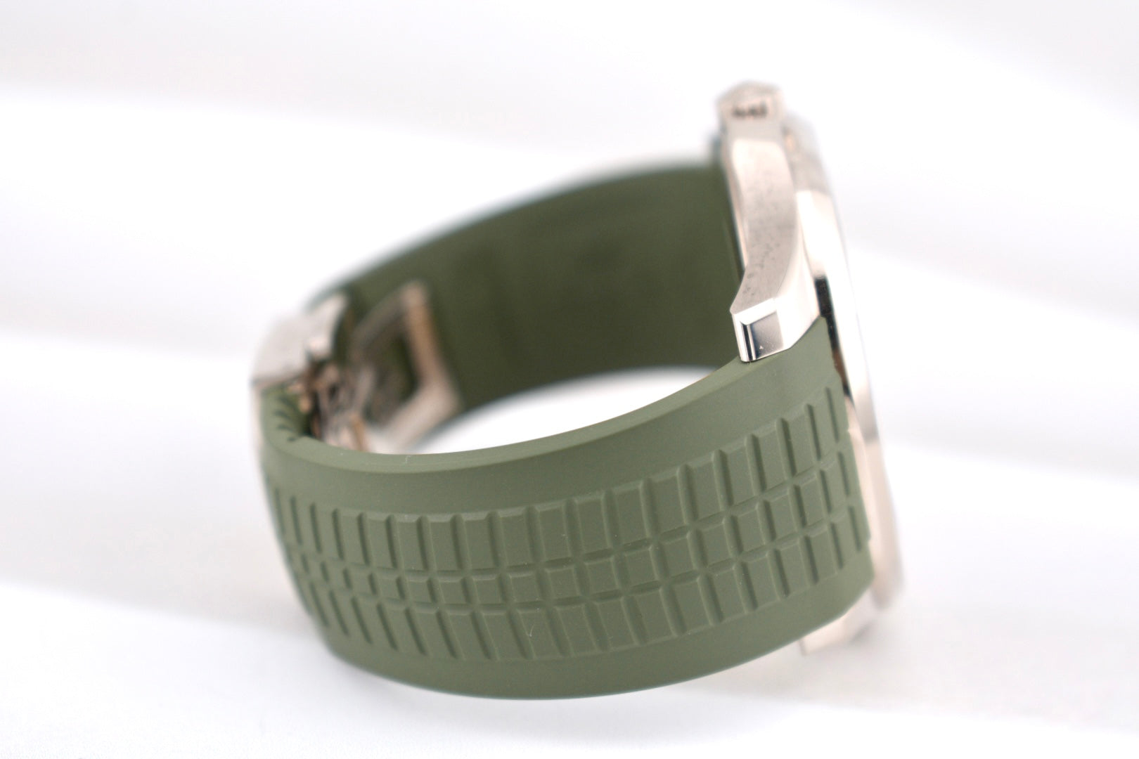 Patek Philippe Aquanaut White Gold Green Dial 5168G-010 2024