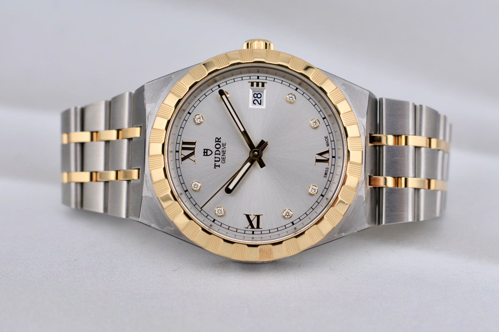 Tudor Royal Silver Diamond Dial M28503-0002 2025