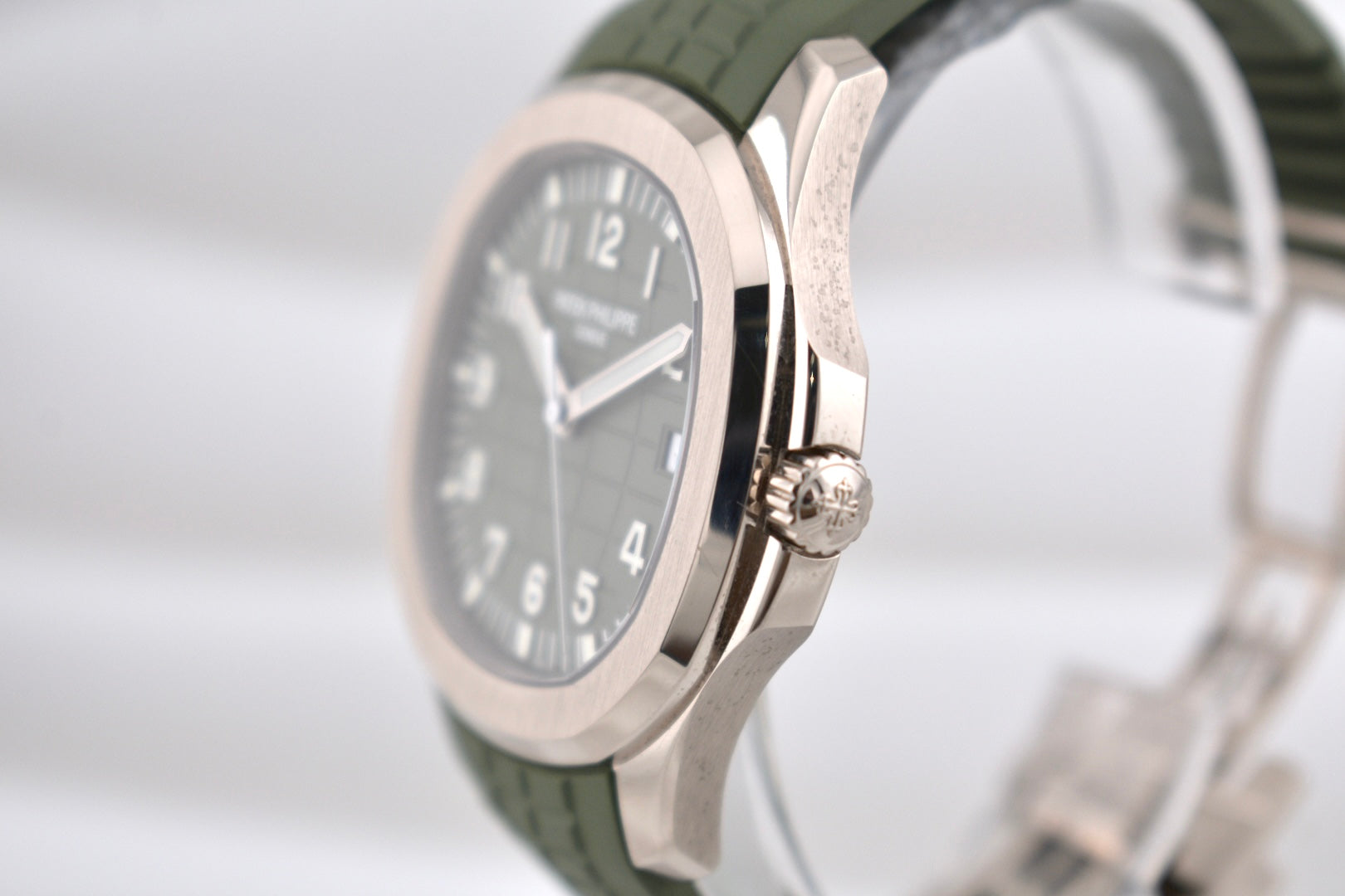 Patek Philippe Aquanaut White Gold Green Dial 5168G-010 2024