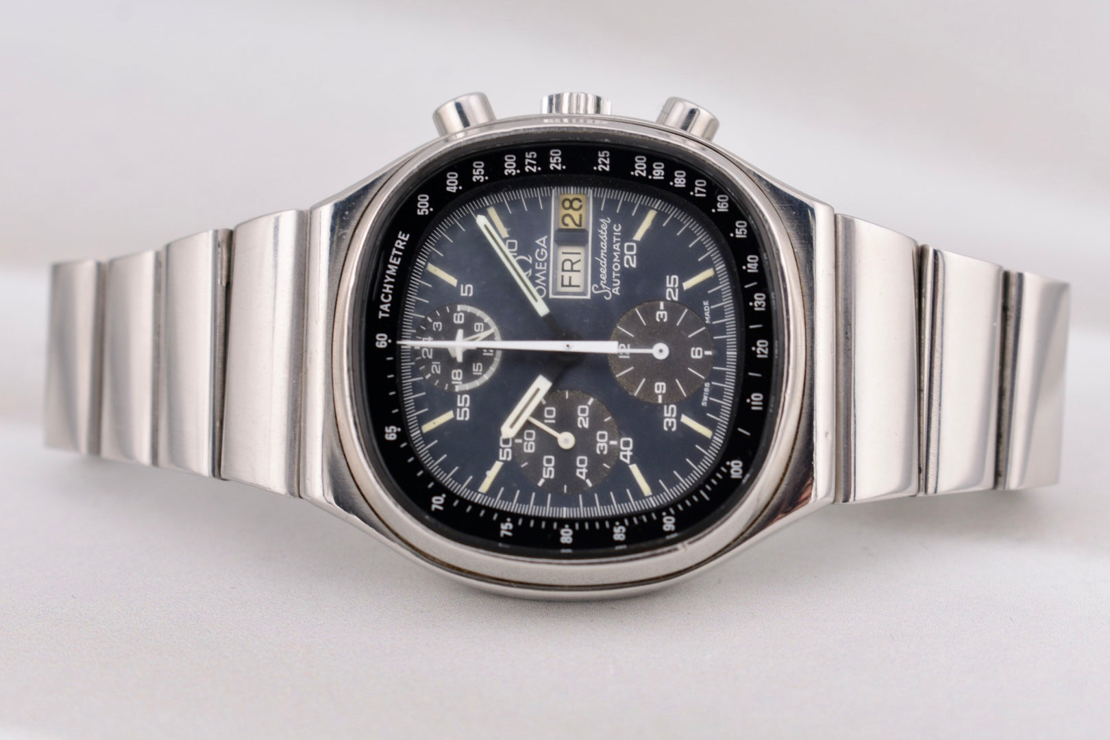 Omega Speedmaster “TV Dial” 176.0014 Cal. 1045