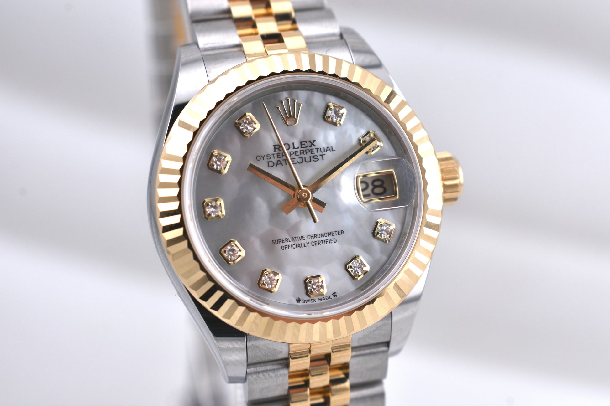 Rolex Lady Datejust 28 Mother of Pearl Dial 279173 2025