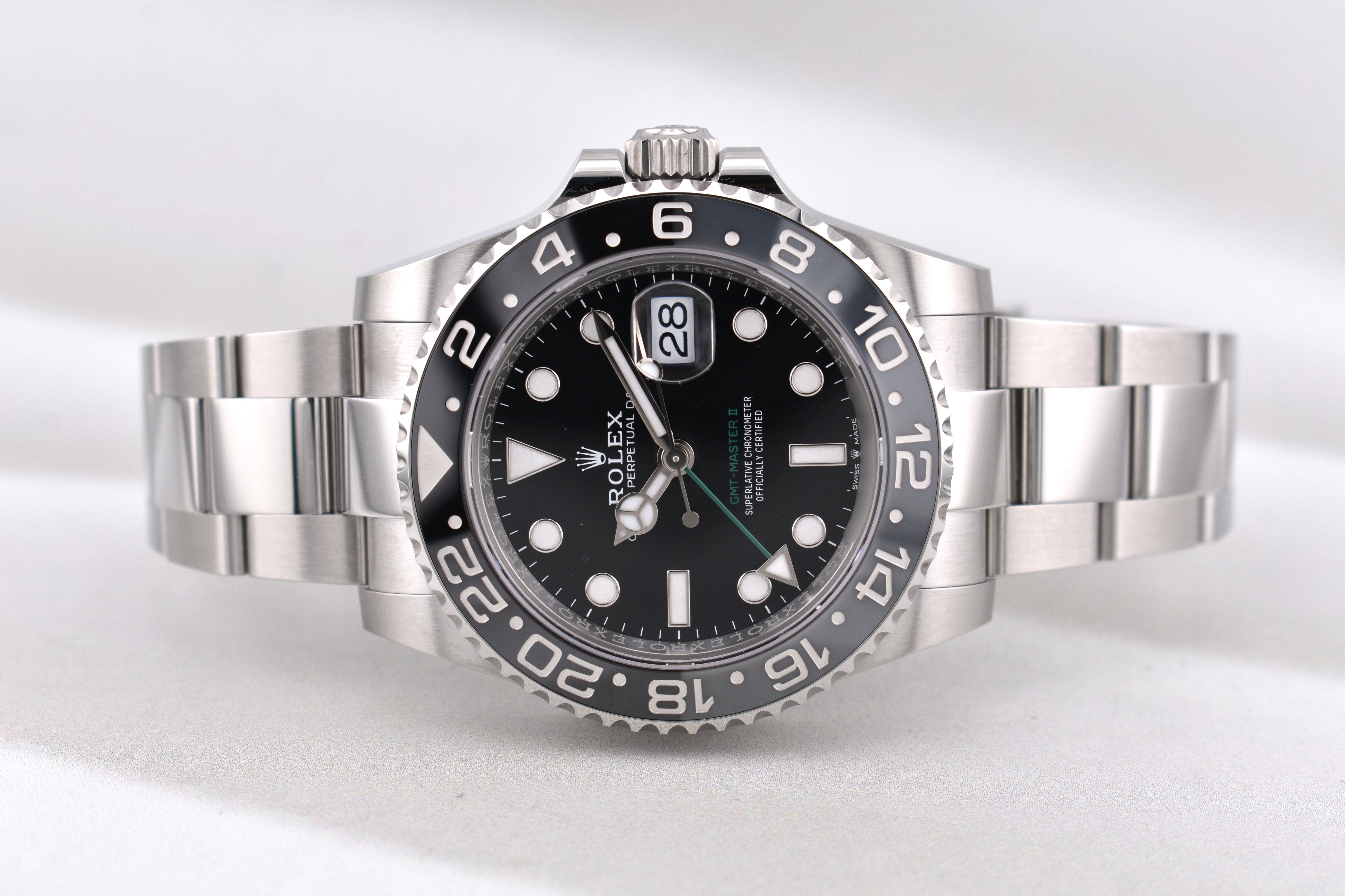 Rolex GMT Master II Bruce Wayne Oyster Band 126710GRNR 2025