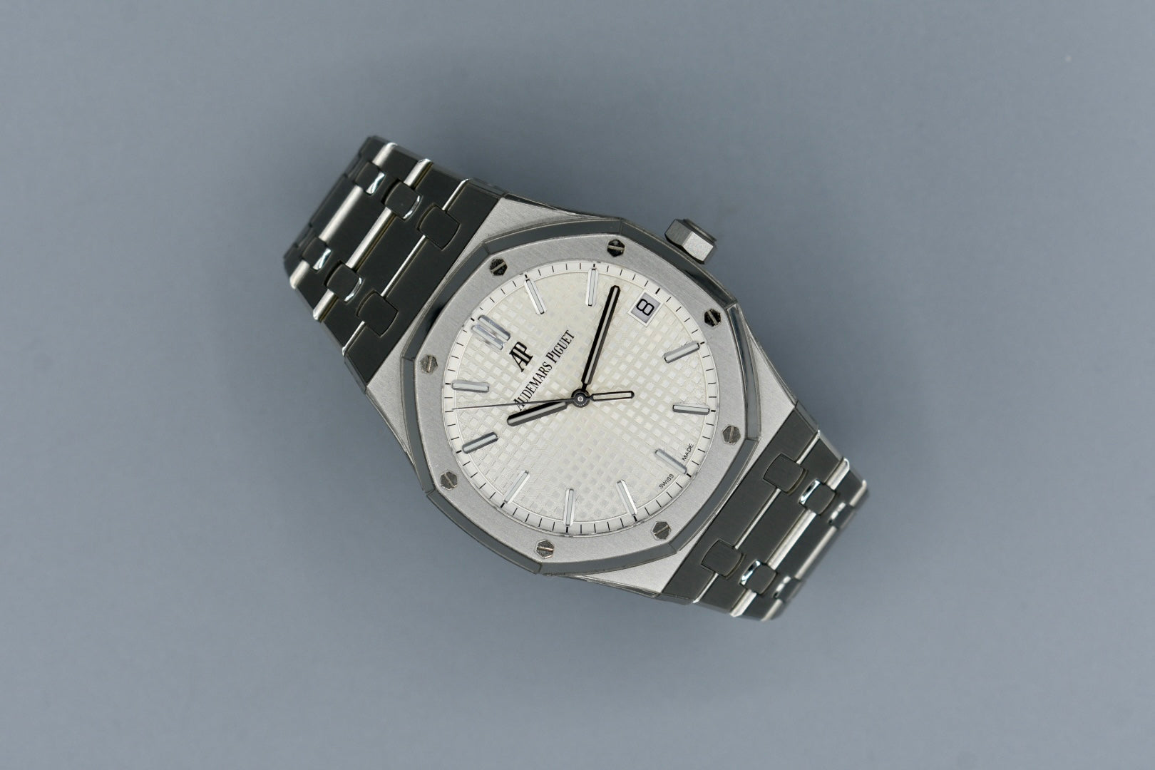 Audemars Piguet Royal Oak 41mm Silver Dial 15500ST 2022