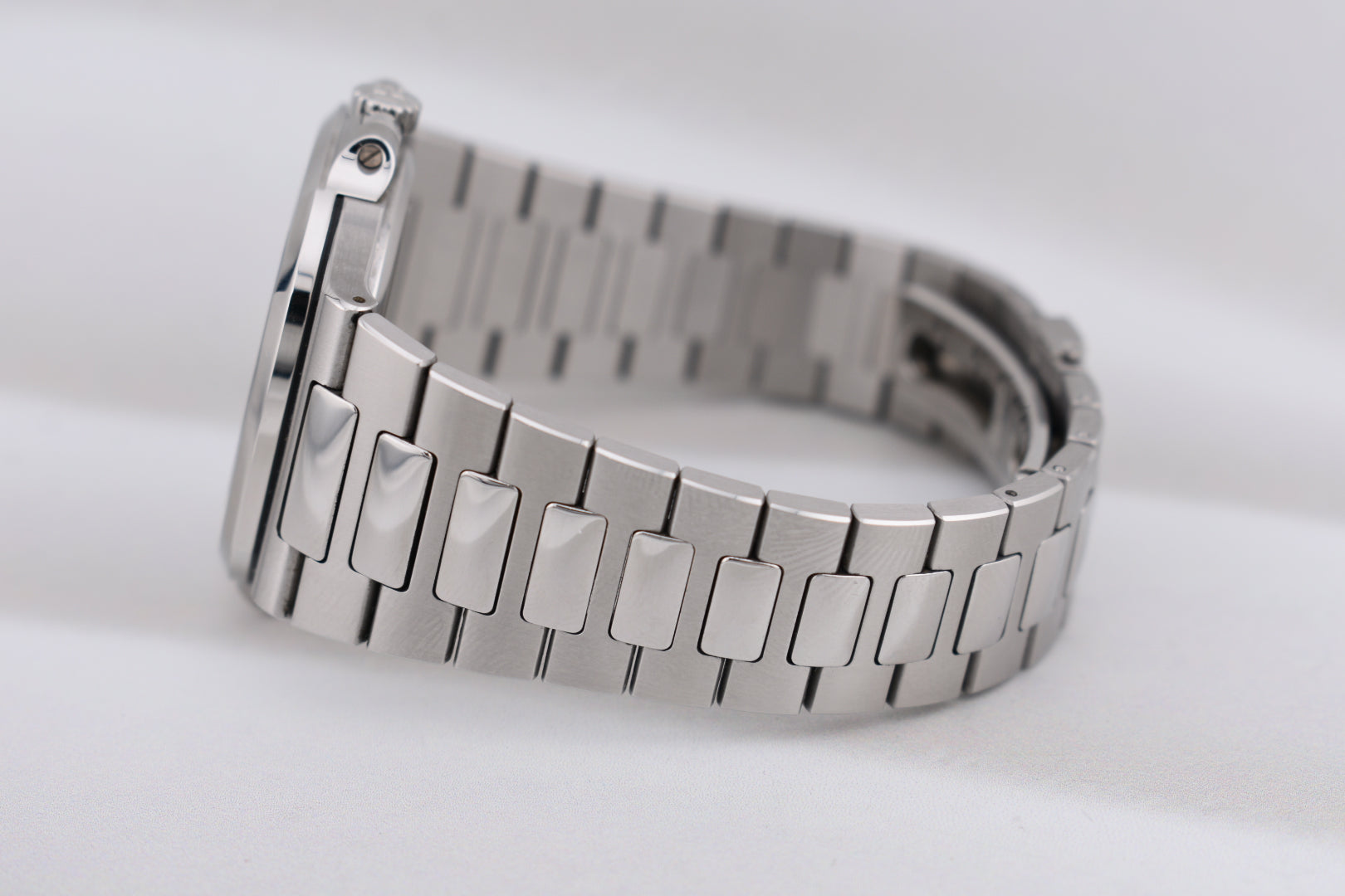 Patek Philippe Nautilus Blue Dial 5711/1A-010 2021