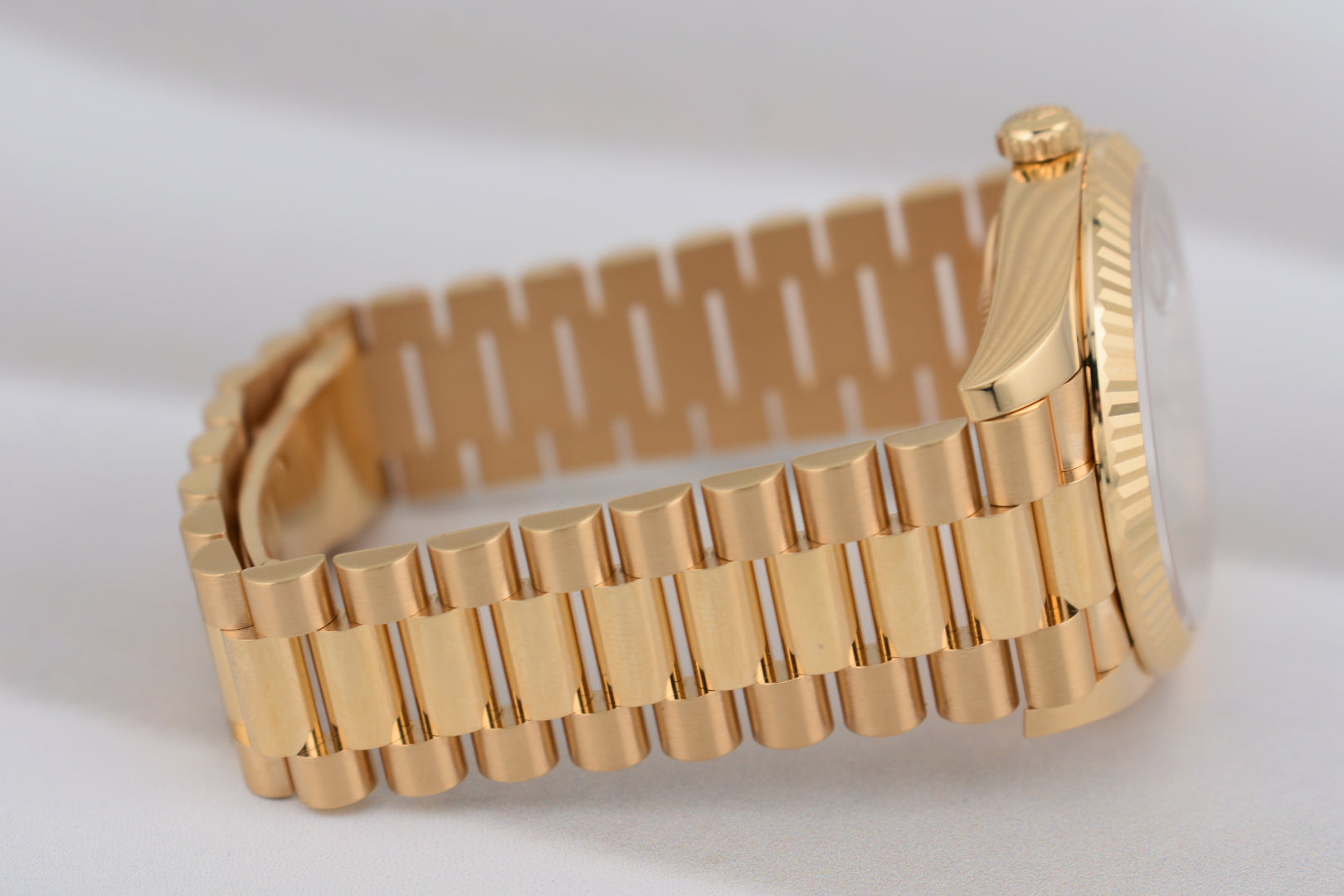 Rolex Day Date 40 Yellow Gold Mother of Pearl Baguette Diamond Markers 228238 2025