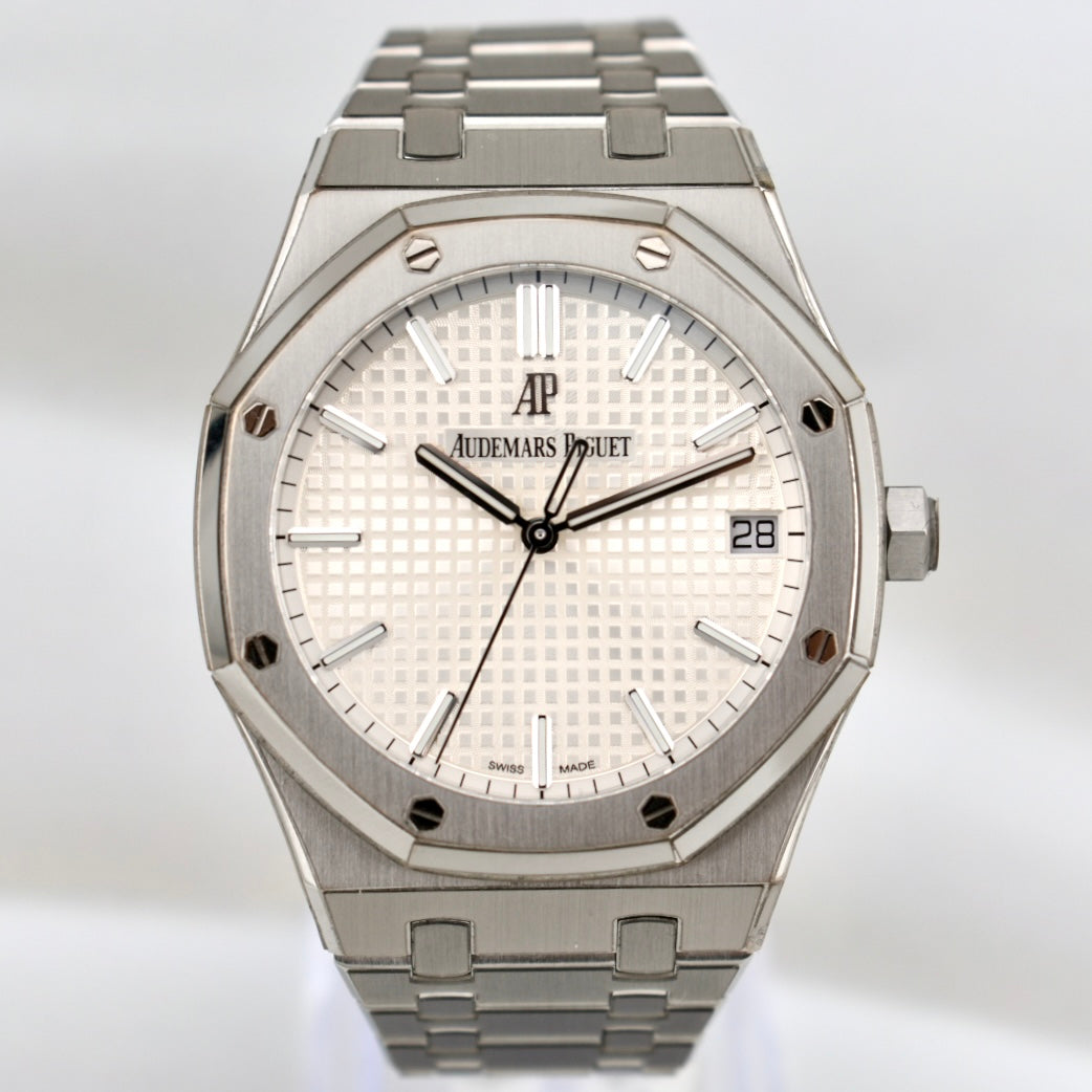 Audemars Piguet Royal Oak 41mm Silver Dial 15500ST 2022