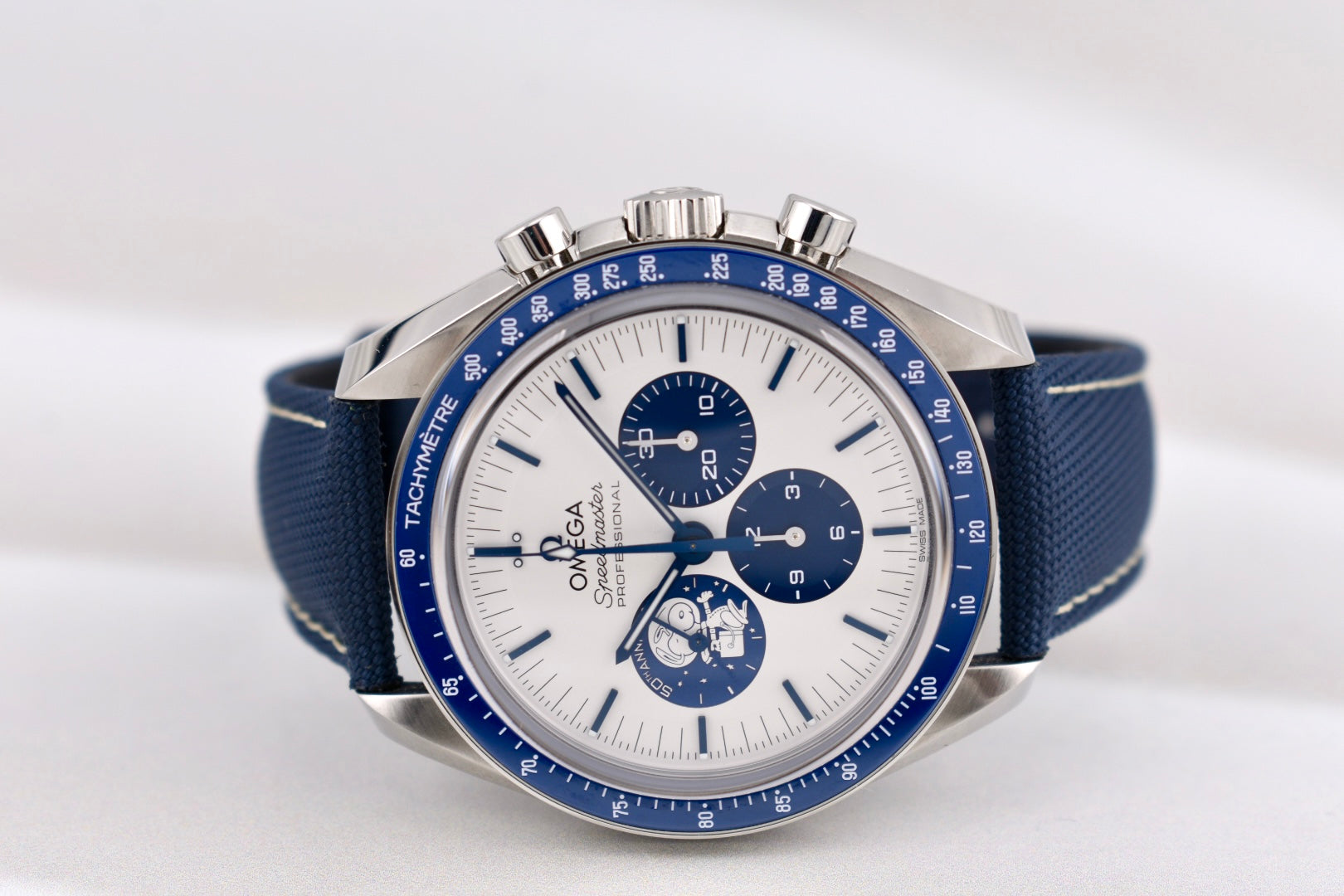 Omega Speedmaster 'Snoopy' Ceramic 310.32.42.50.02.001 2024