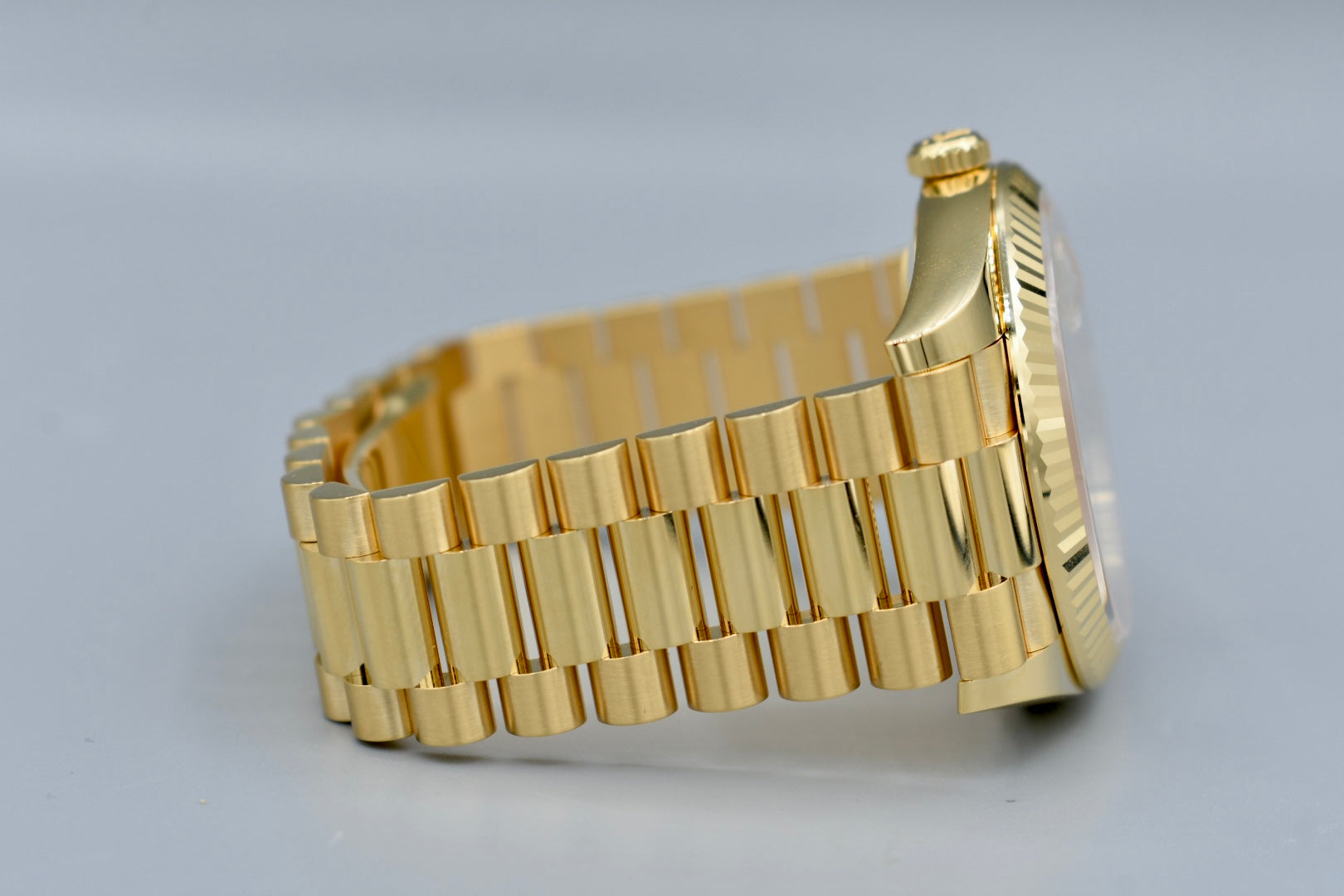 Rolex Day Date 40 Yellow Gold Mother of Pearl Baguette Diamond Markers 228238 2025