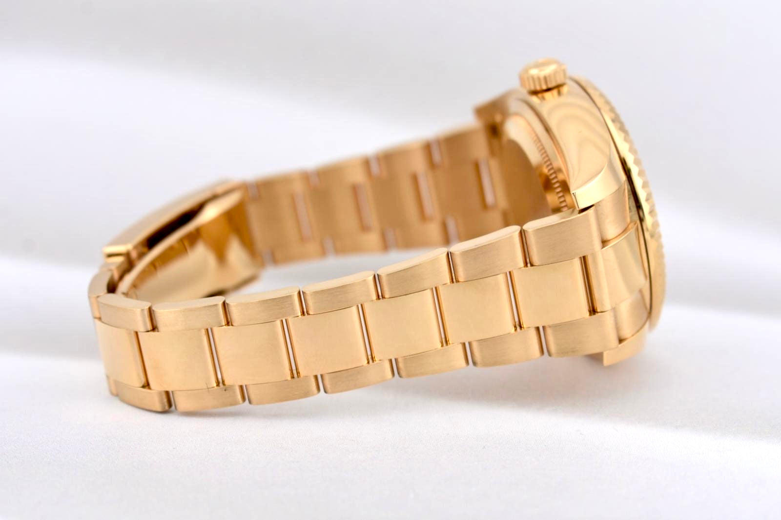 Rolex Sky Dweller Yellow Gold White Dial Oyster Band 326938 2022