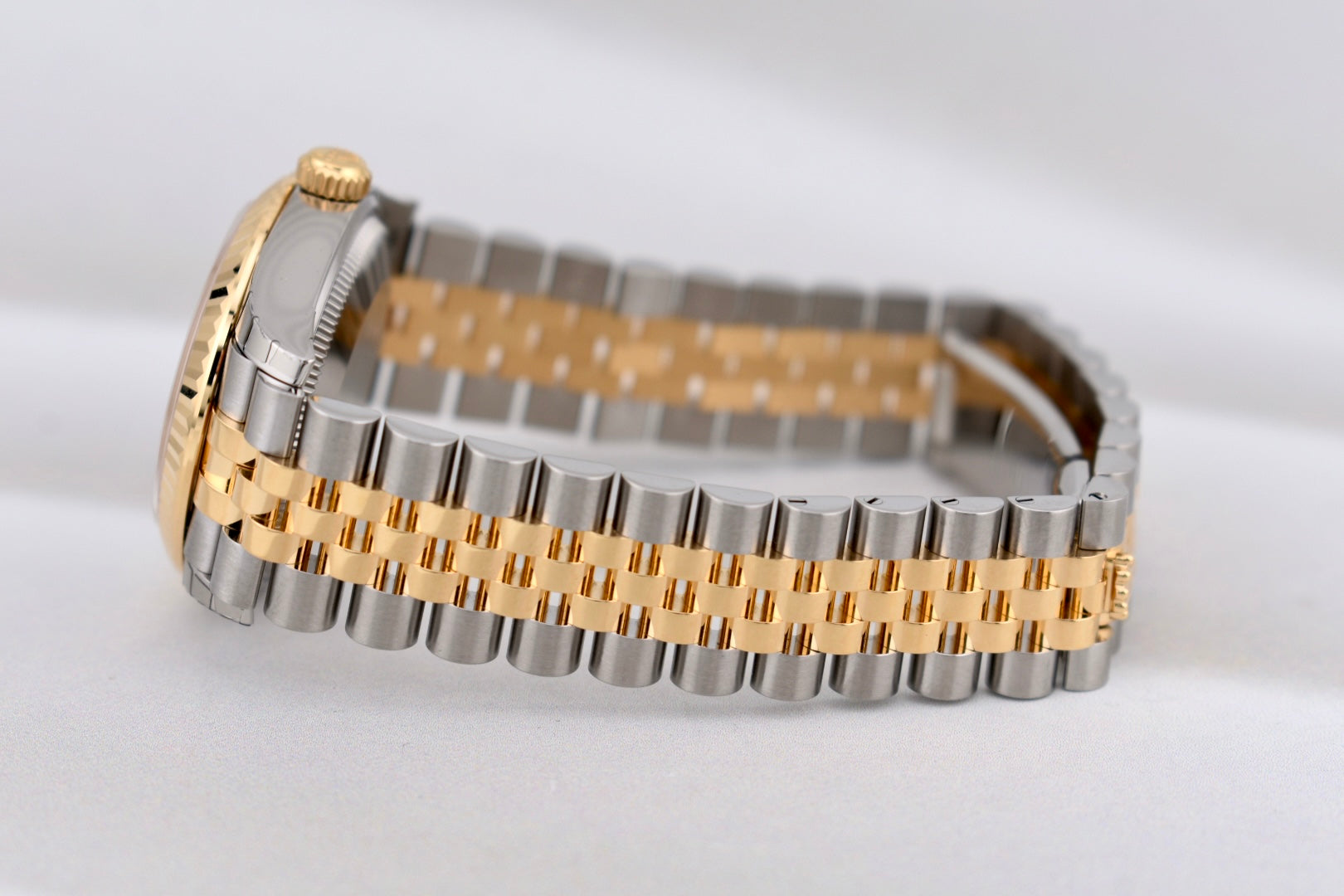 Rolex Datejust 31 Two Tone Yellow Gold Mother of Pearl Diamond Dial 278273 2025