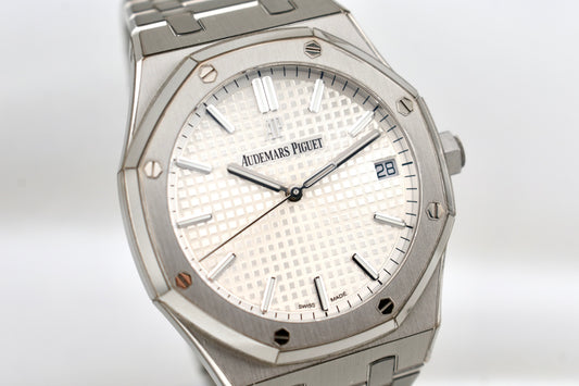 Audemars Piguet Royal Oak 41mm Silver Dial 15500ST 2022