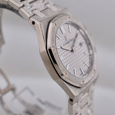 Audemars Piguet Royal Oak Lady 18K White Gold Silver Dial 67653BC 2020