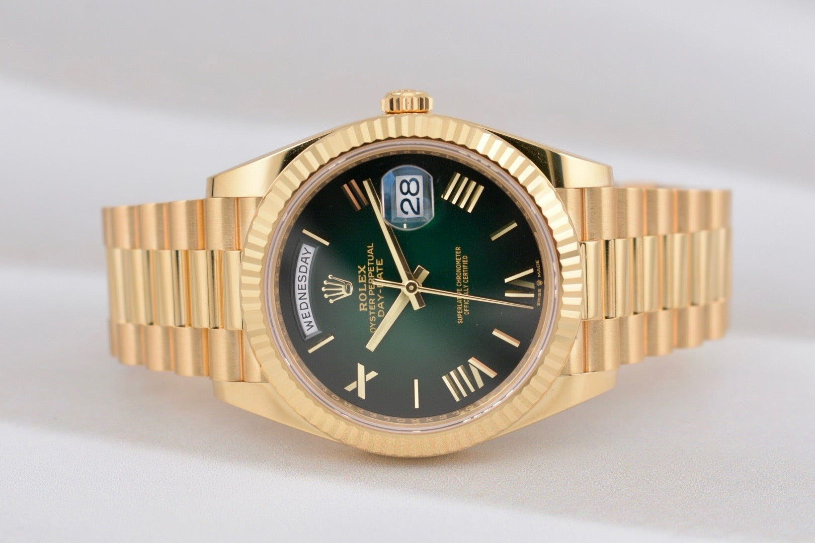 Rolex Day Date 40 Yellow Gold Ombré Green Dial 228238 2025