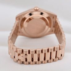 Rolex Day Date 40 Rose Gold Olive Green Dial 228235 2025