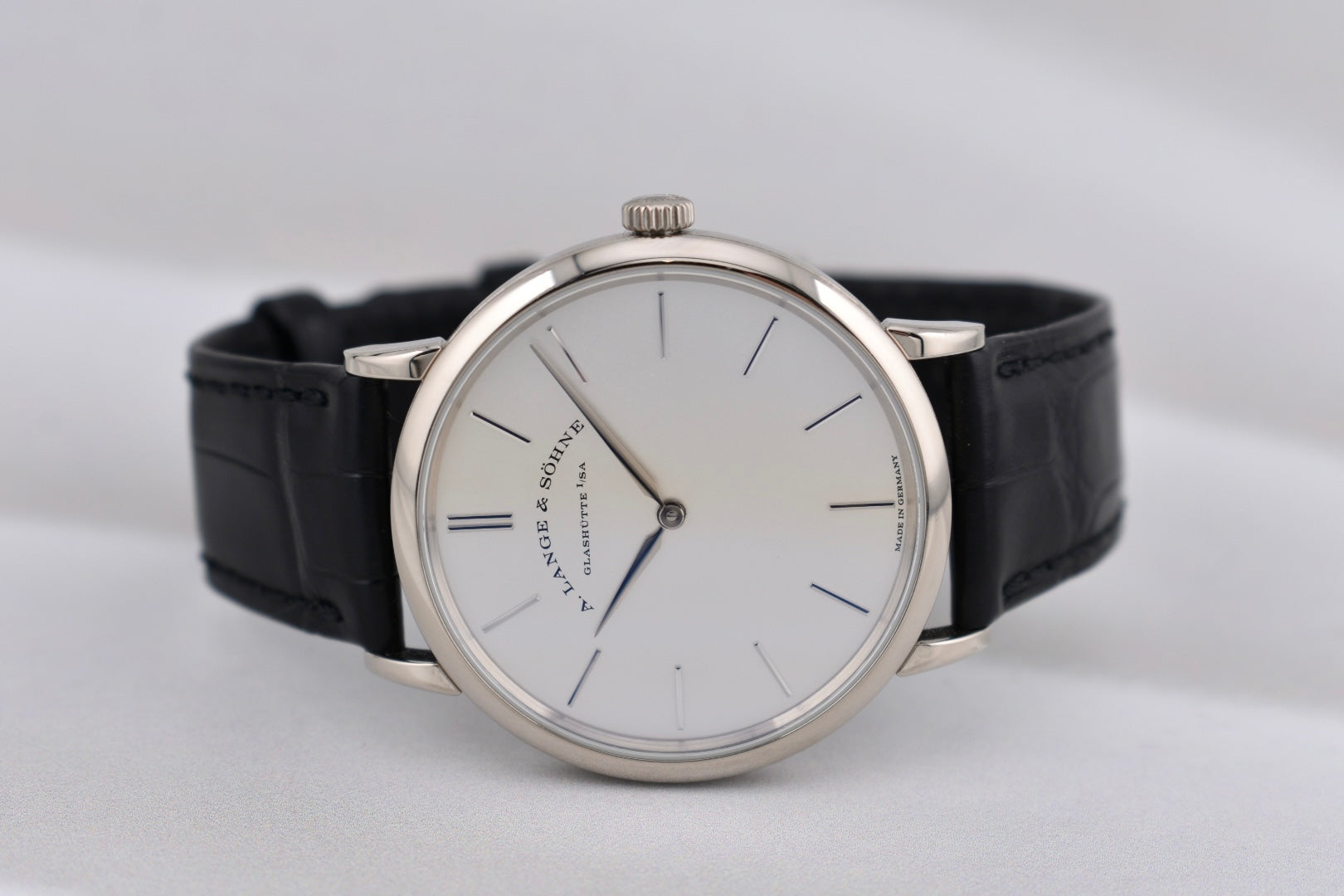 A. Lange & Söhne Saxonia Thin White Gold 201.027 2024
